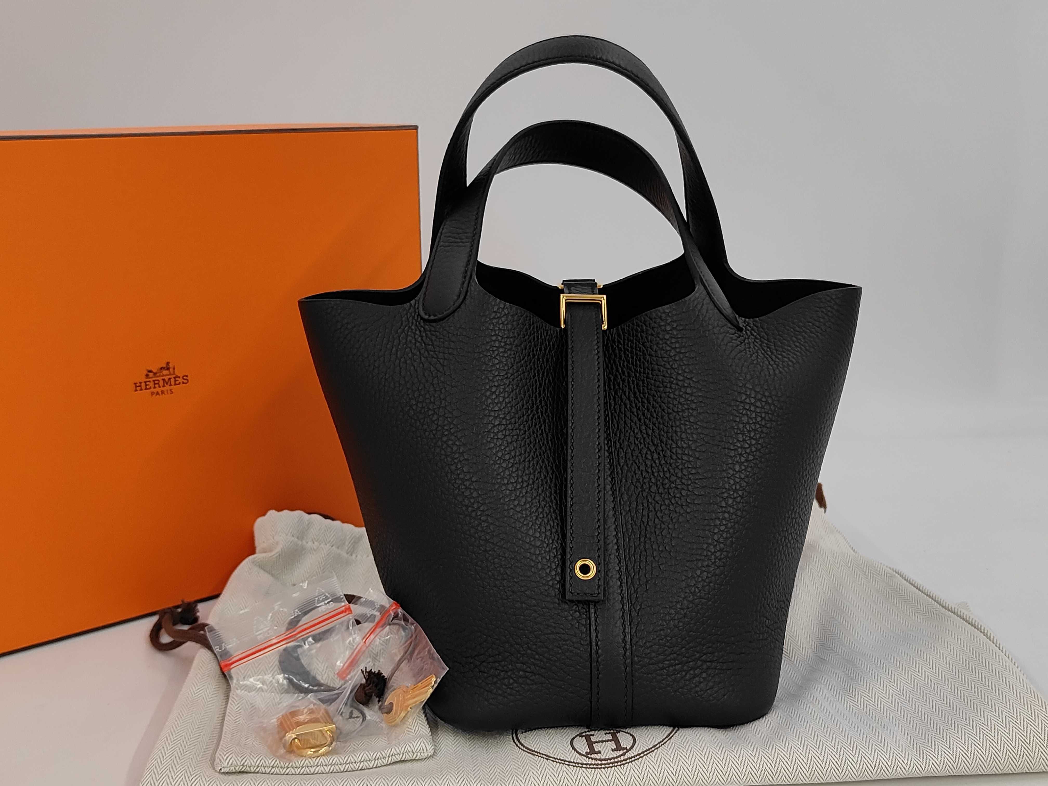 Picotin Lock PM Black G Stamp Taurillon Clemence Leather Handbag