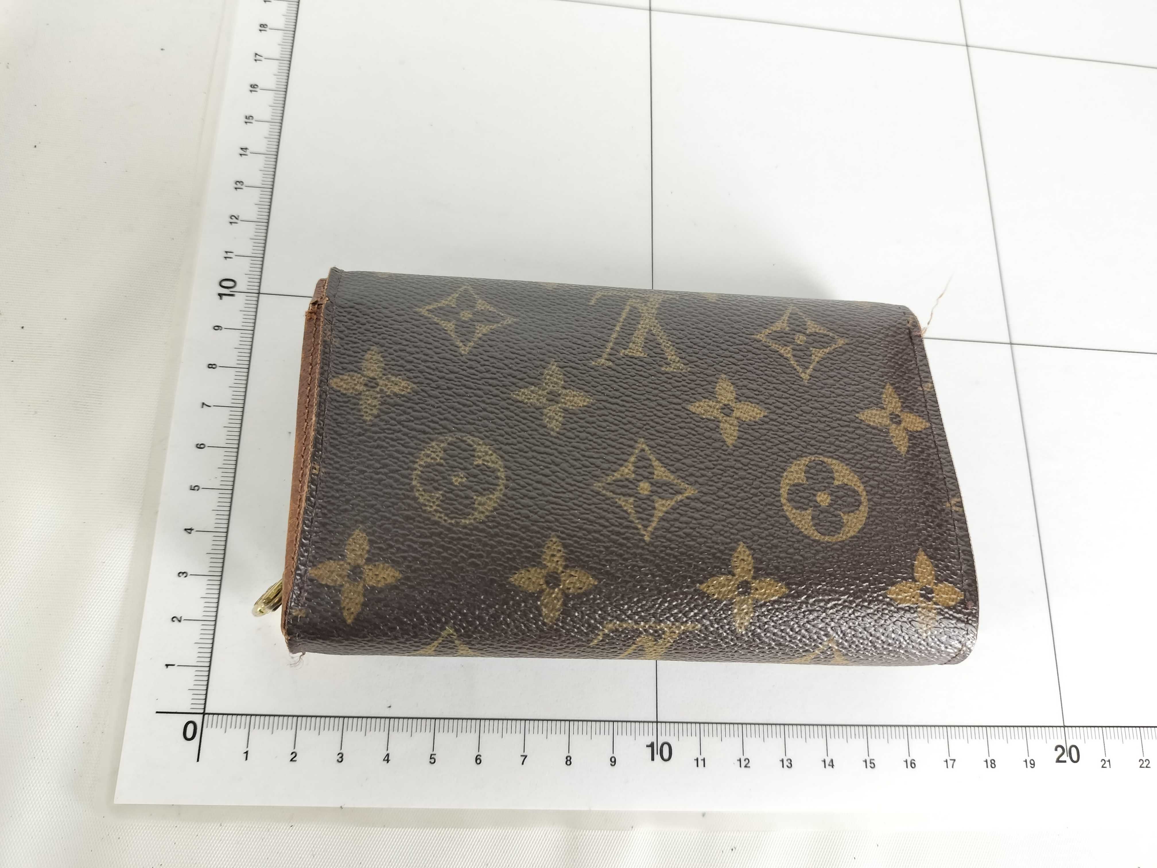 Monogram M61730 Portefeuille Trésor Wallet — view 13