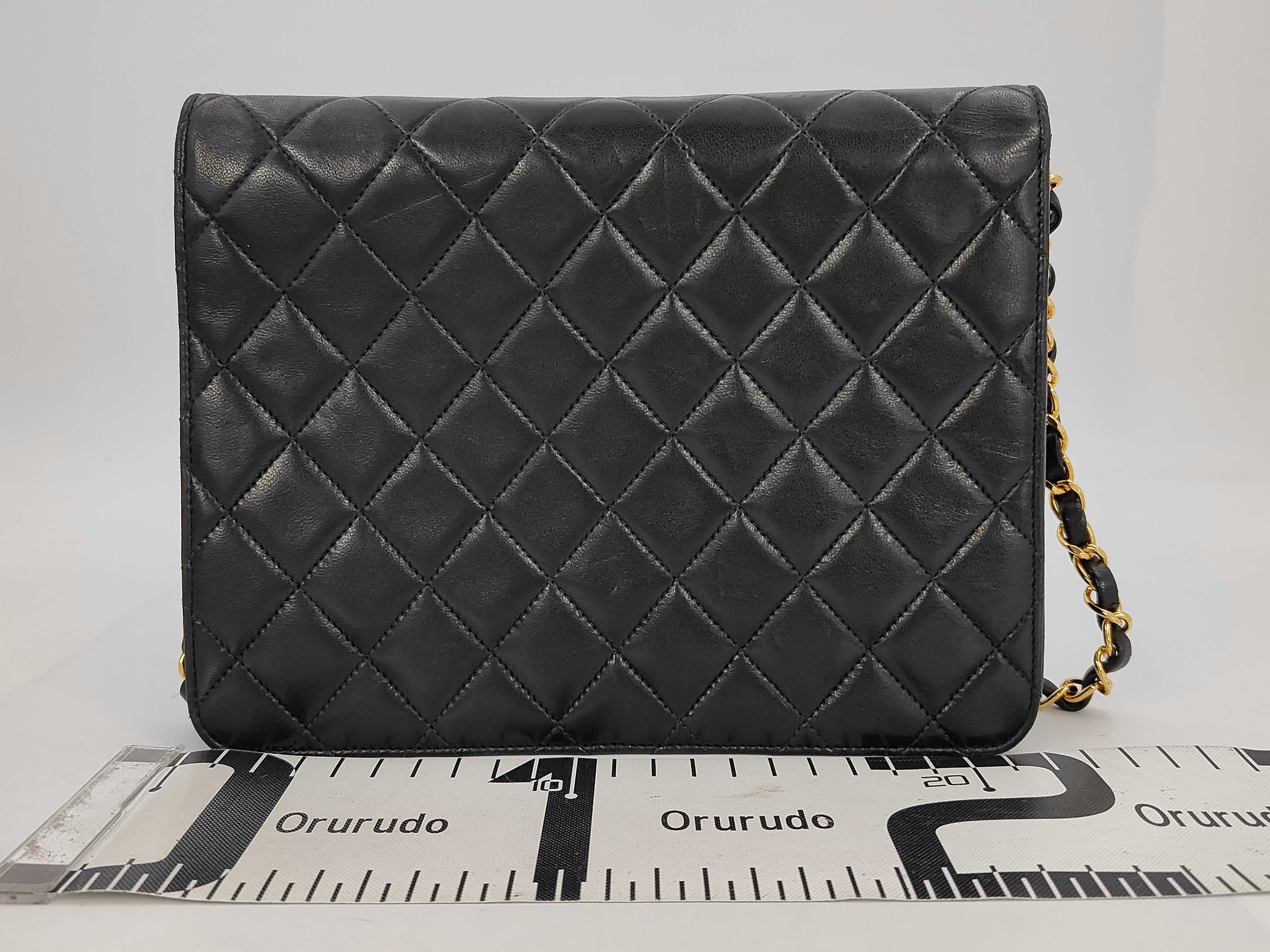 Lambskin Matelassé 22 Push-Lock Gold Hardware Shoulder Bag (Serial Number 3) — view 2