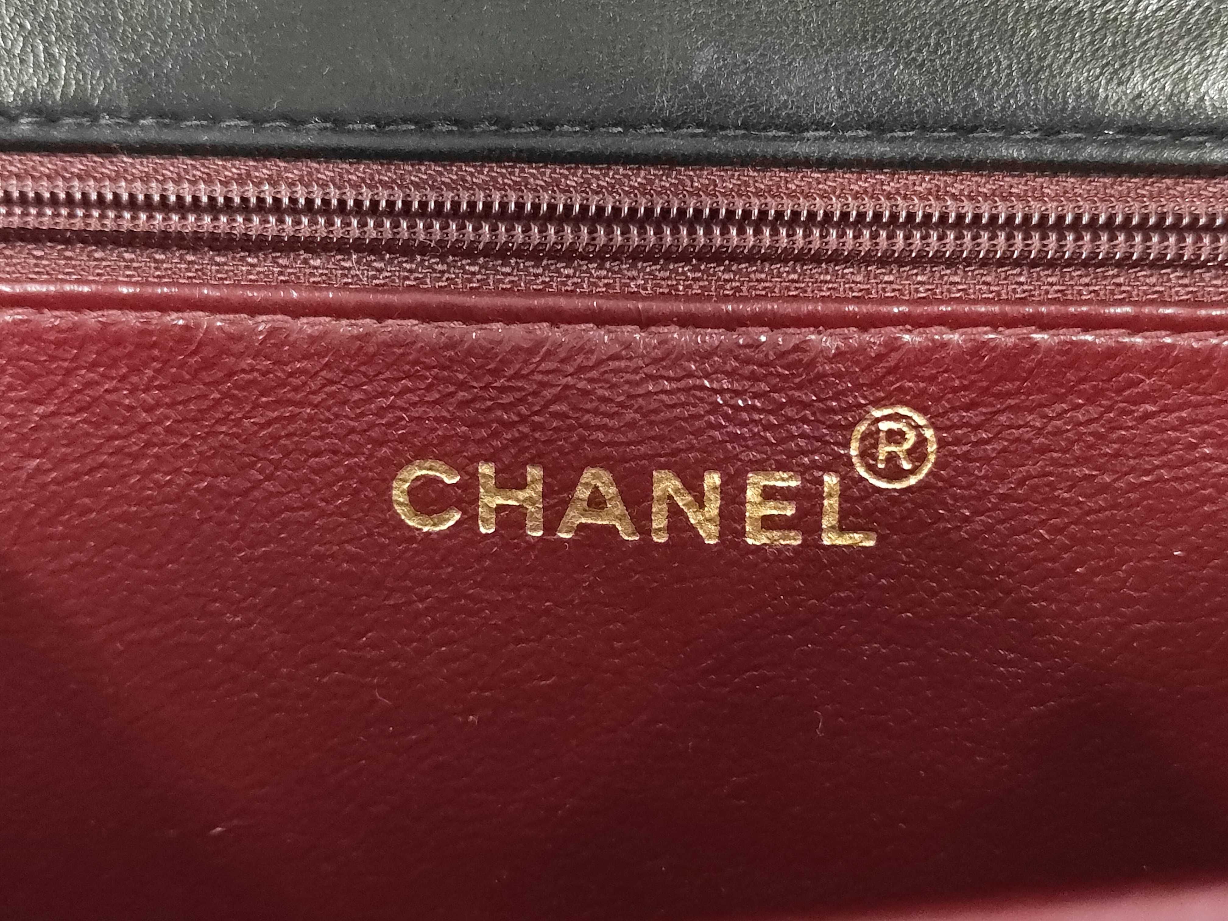 Lambskin Matelassé 22 Push-Lock Gold Hardware Shoulder Bag (Serial Number 3) — view 11