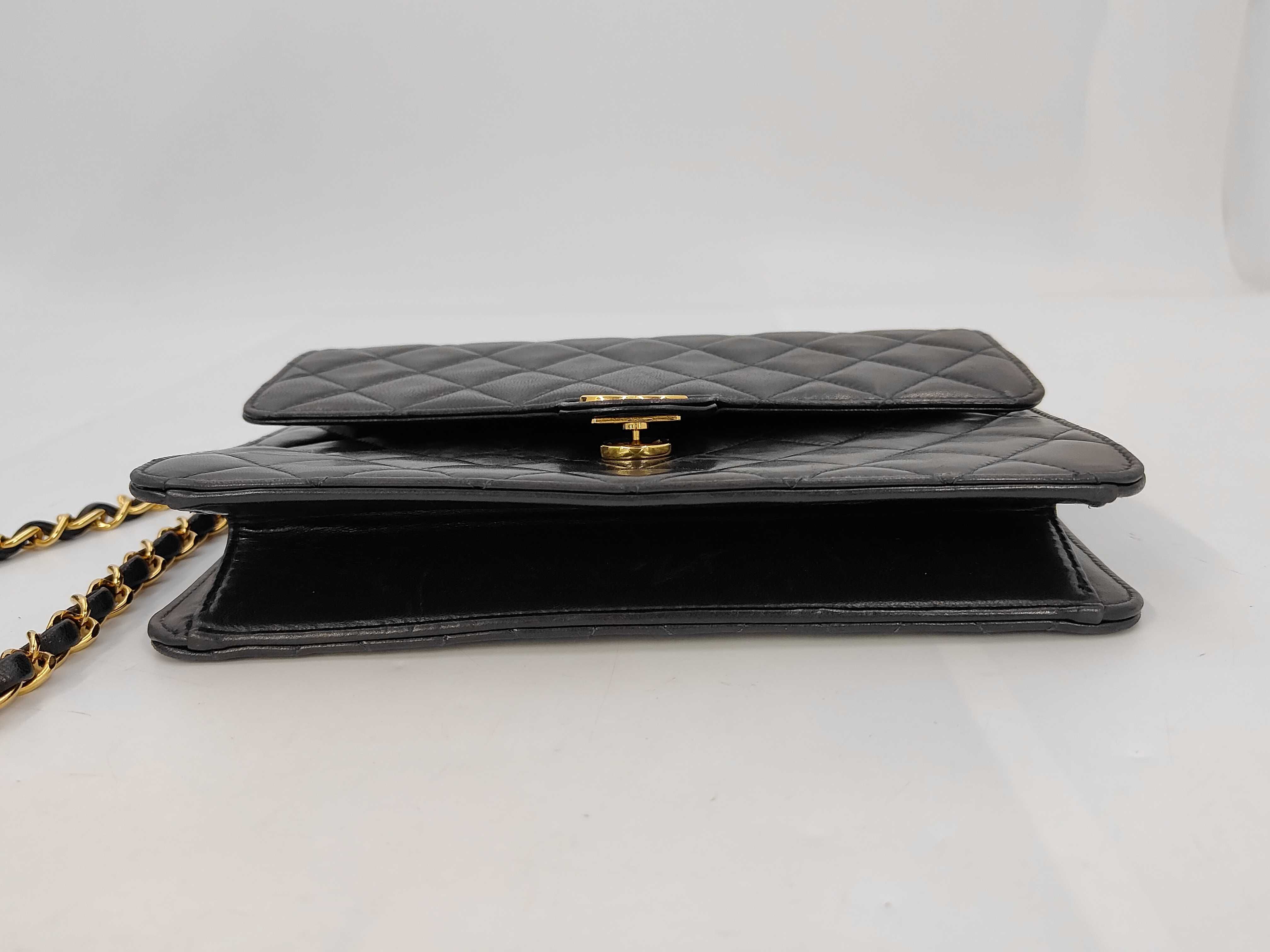 Lambskin Matelassé 22 Push-Lock Gold Hardware Shoulder Bag (Serial Number 3) — view 8