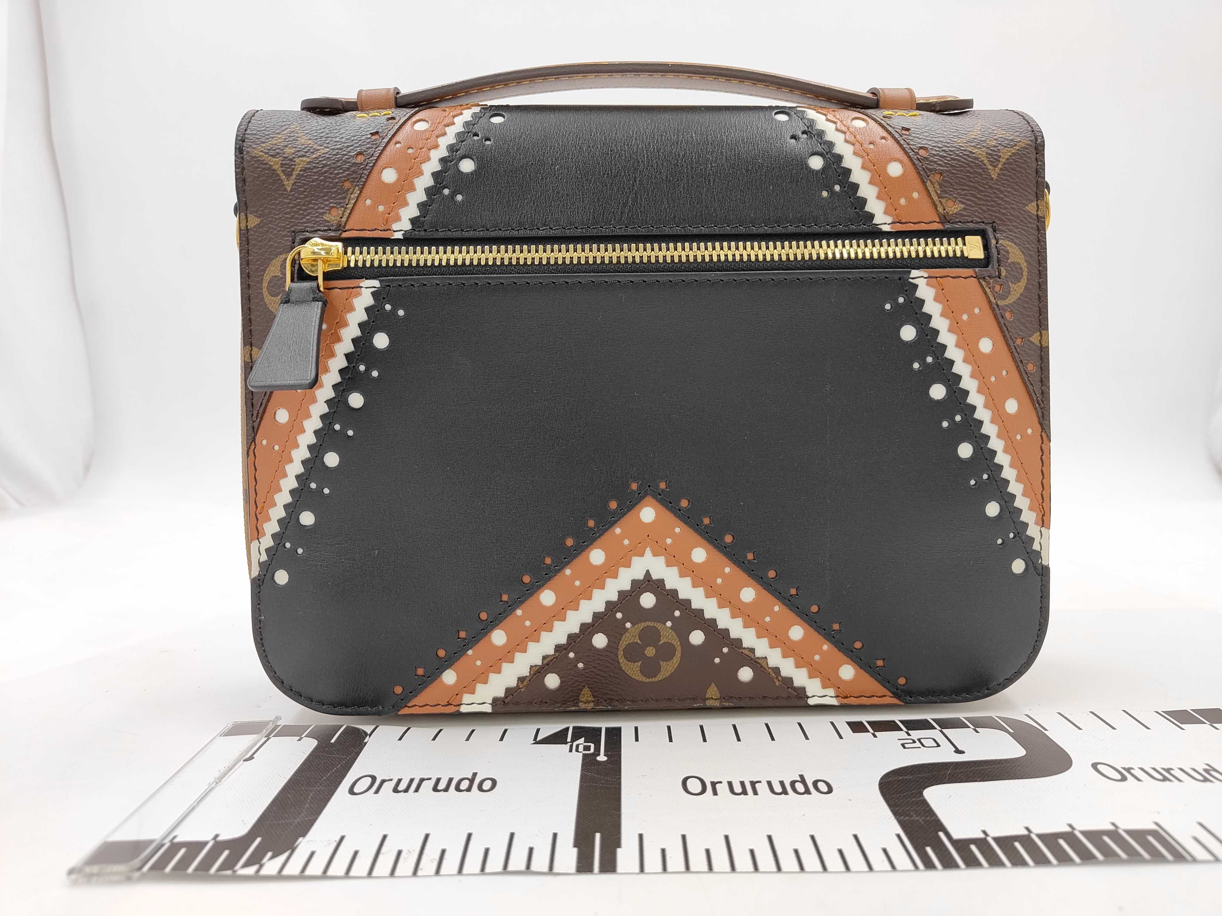 Monogram Pochette Métis Shoulder Bag — view 2