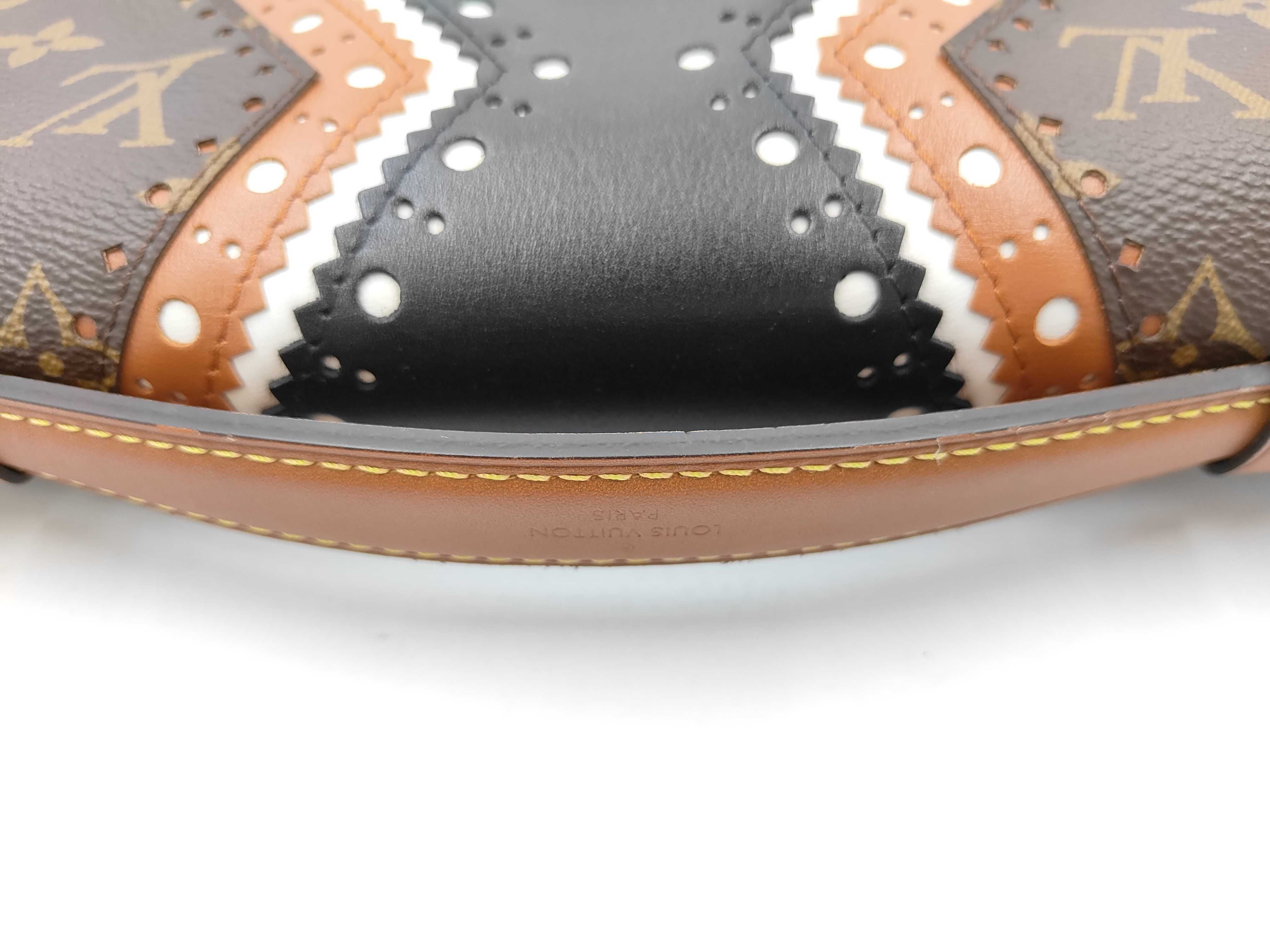 Monogram Pochette Métis Shoulder Bag — view 3