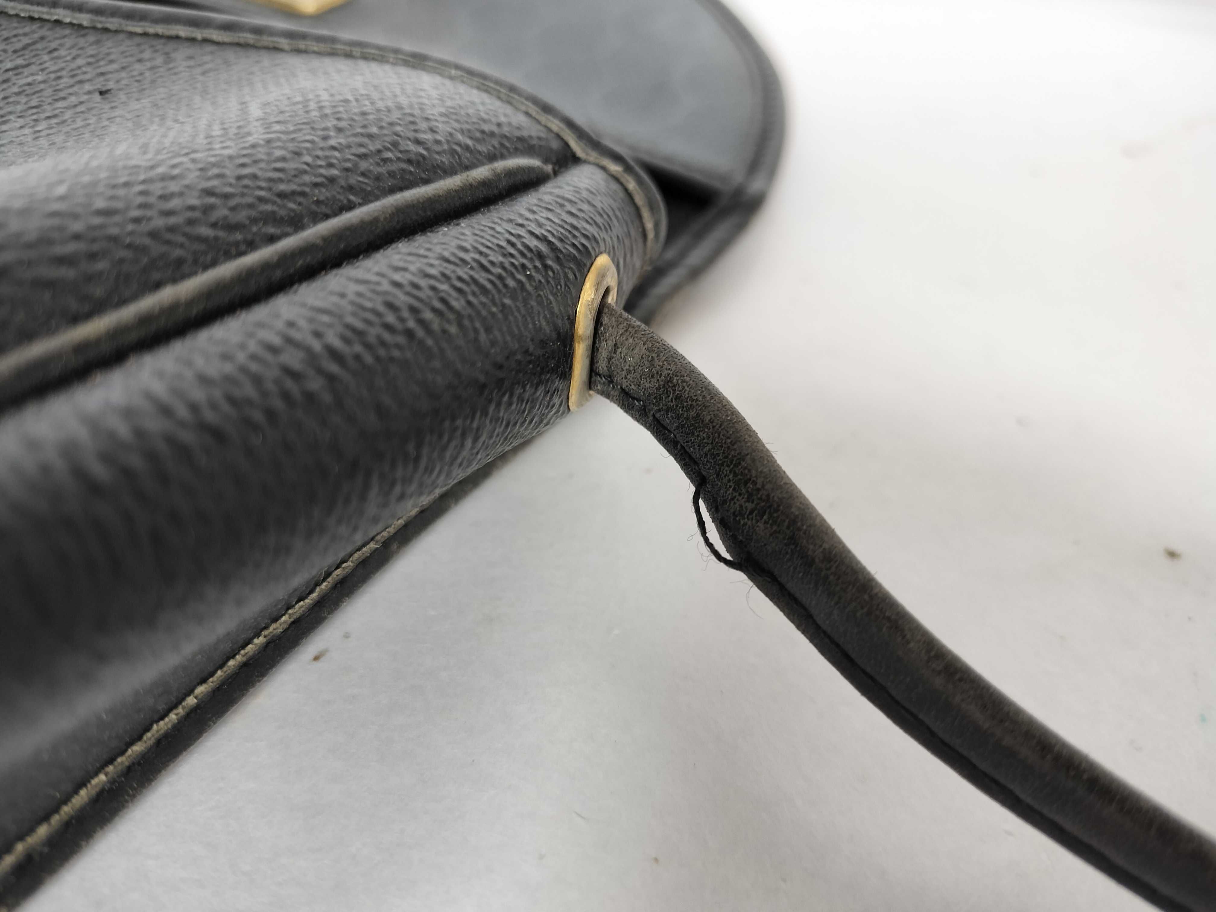 Leather Shoulder Bag (Black) — view 14