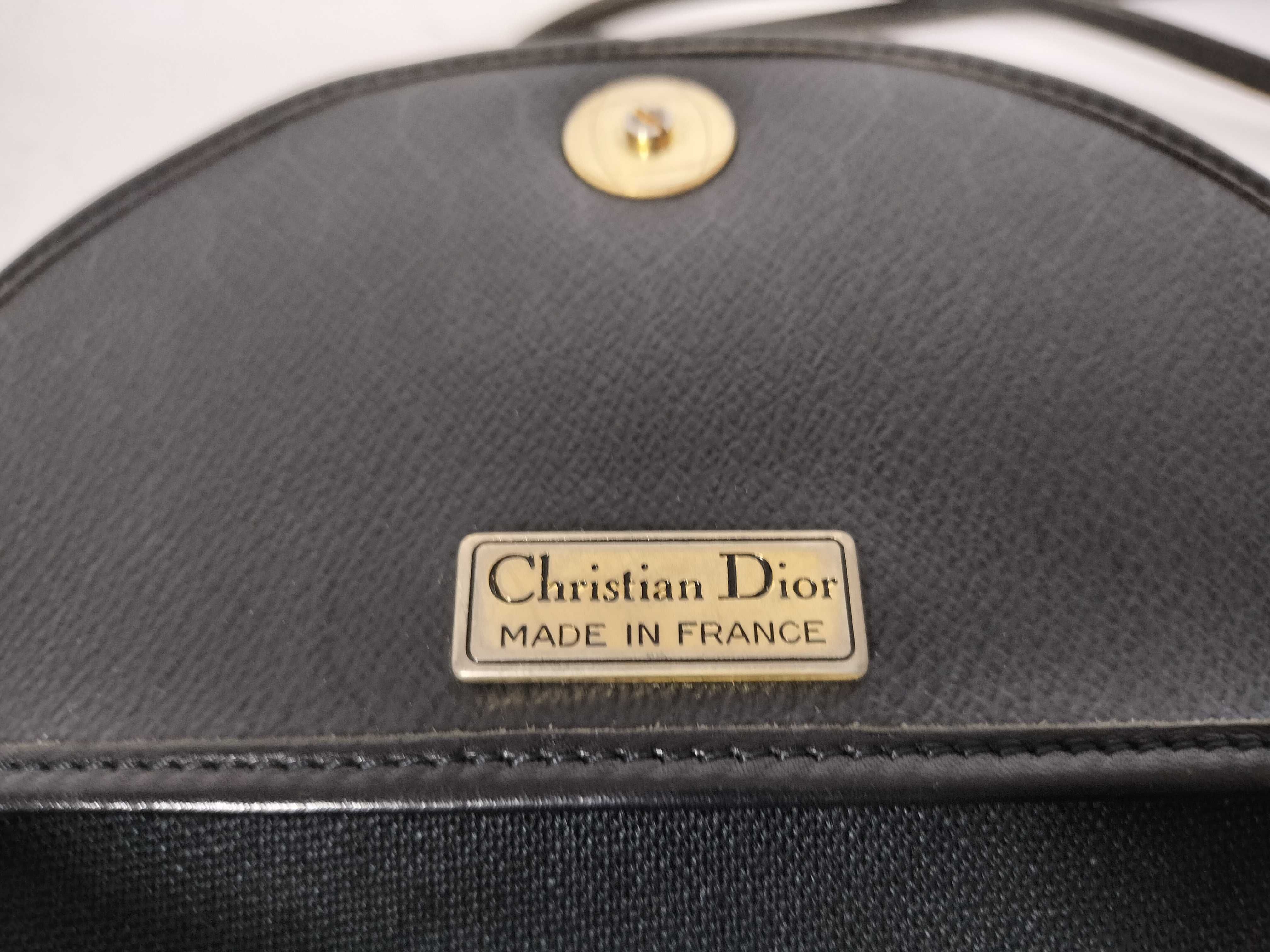 Leather Shoulder Bag (Black) — view 9