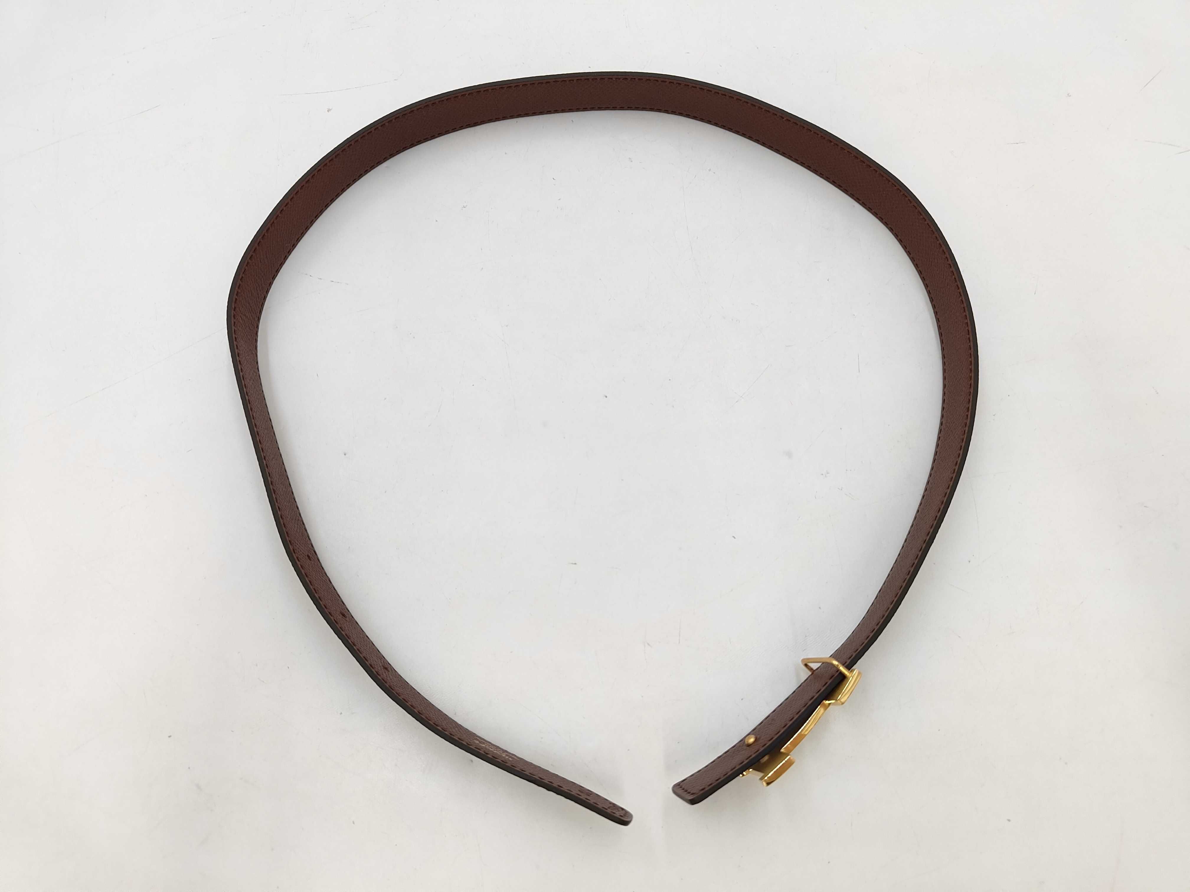 Constance belt with H-buckle, gold hardware, and H-logo. — view 4