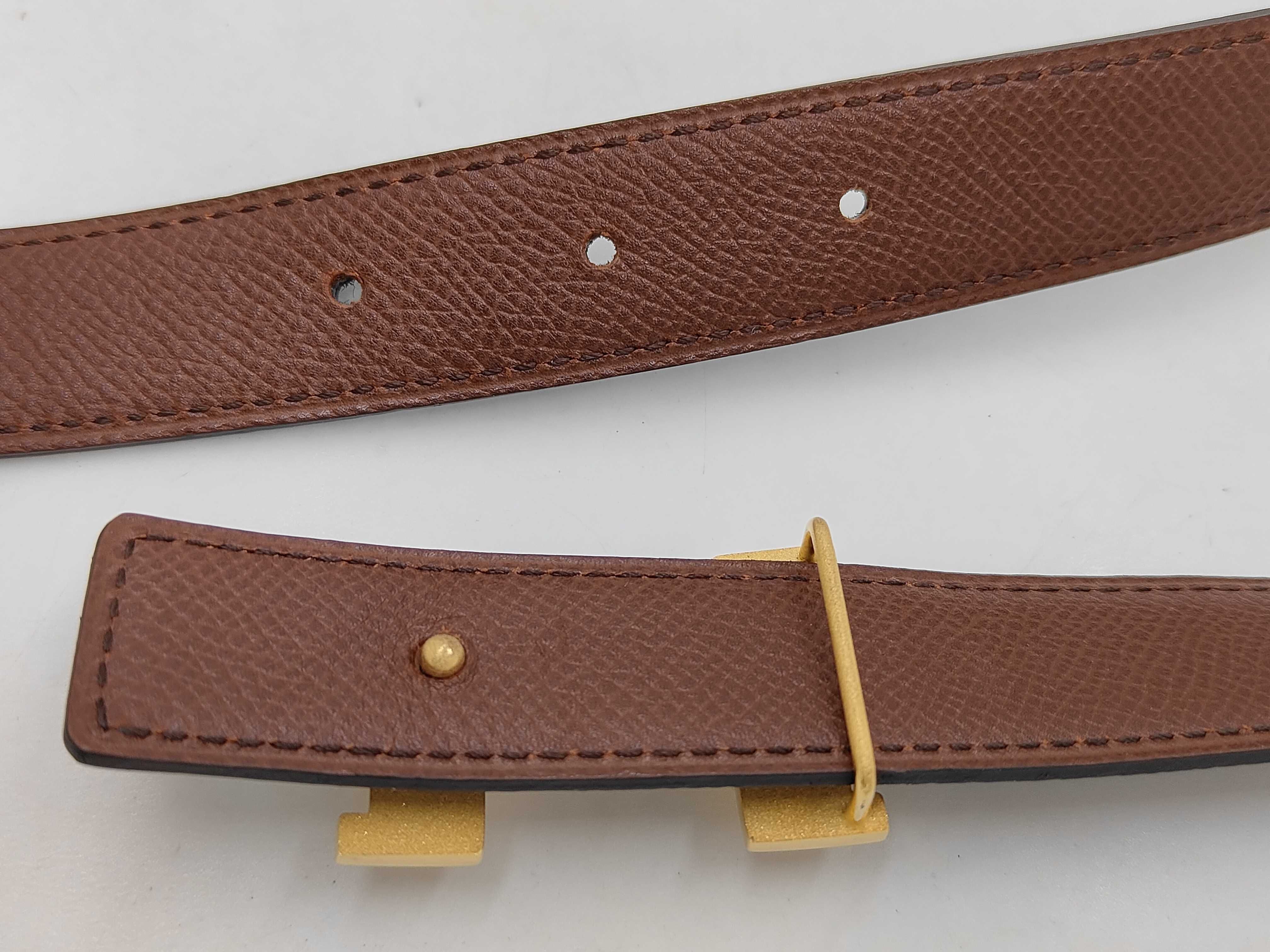 Constance belt with H-buckle, gold hardware, and H-logo. — view 5