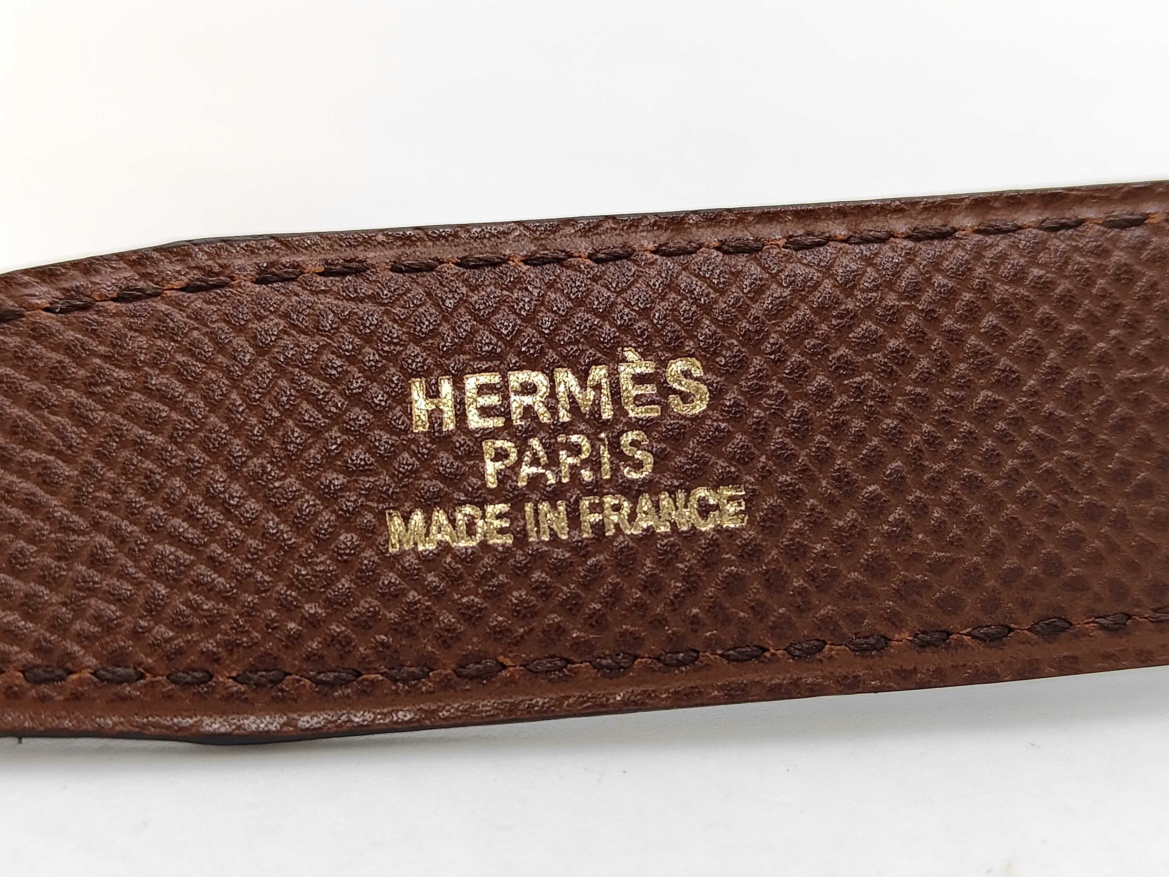 Constance belt with H-buckle, gold hardware, and H-logo. — view 6