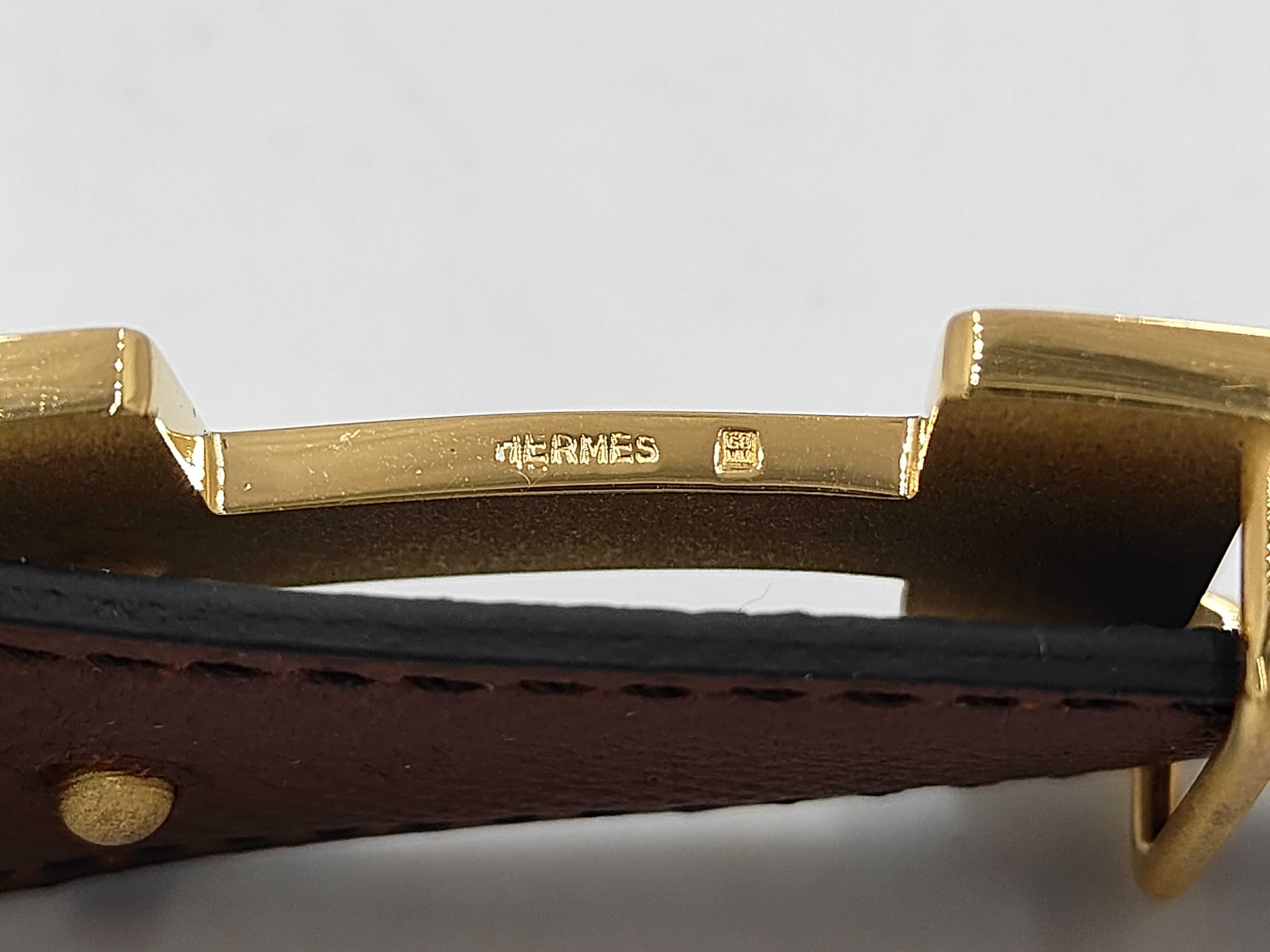 Constance belt with H-buckle, gold hardware, and H-logo. — view 8