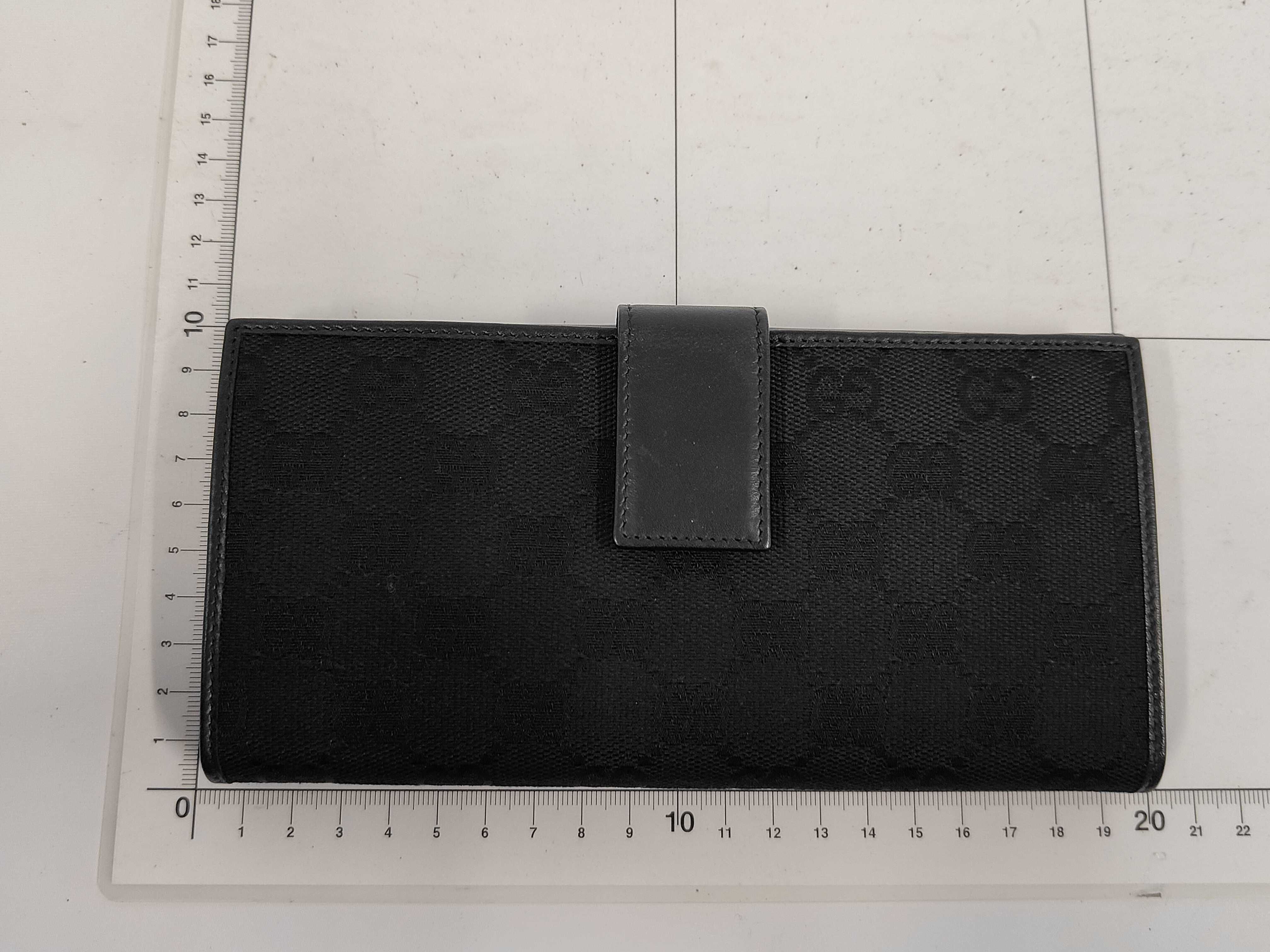 long wallet — view 2