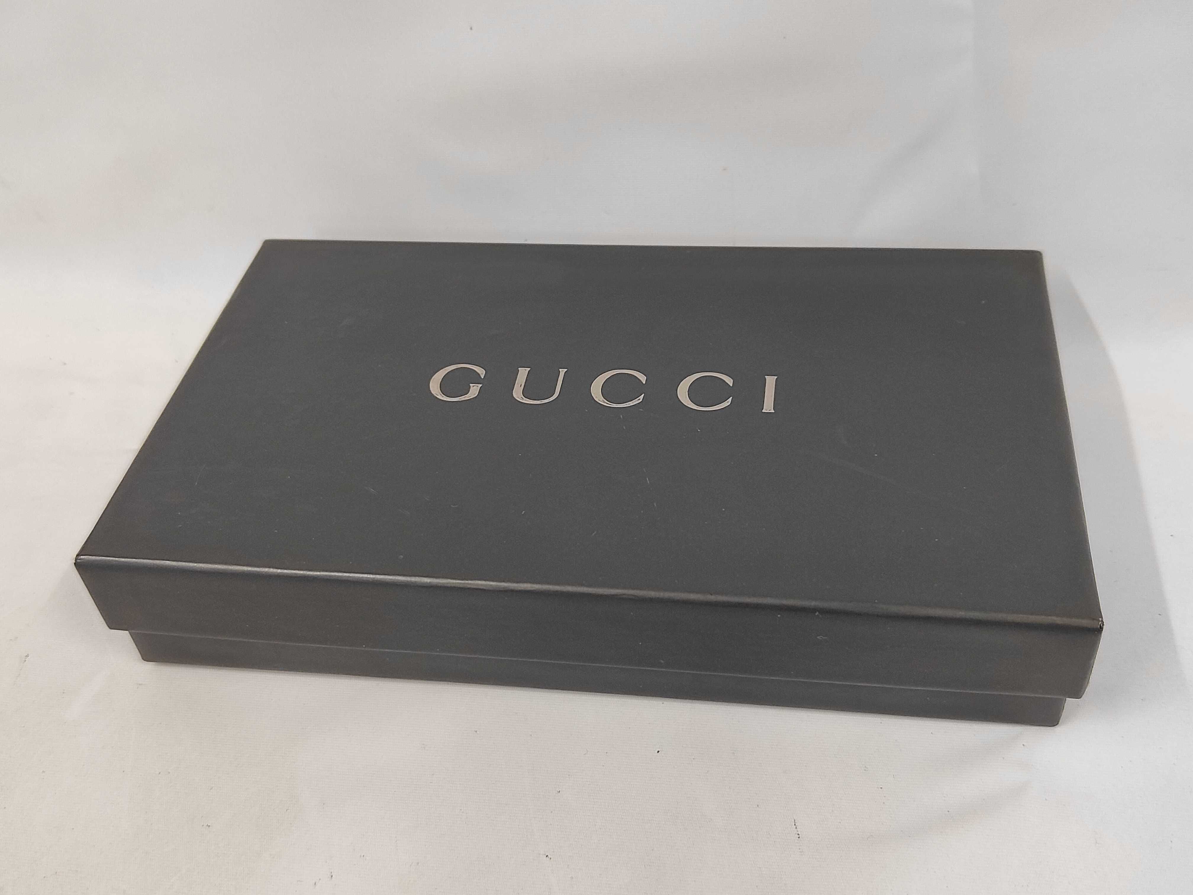long wallet — view 10