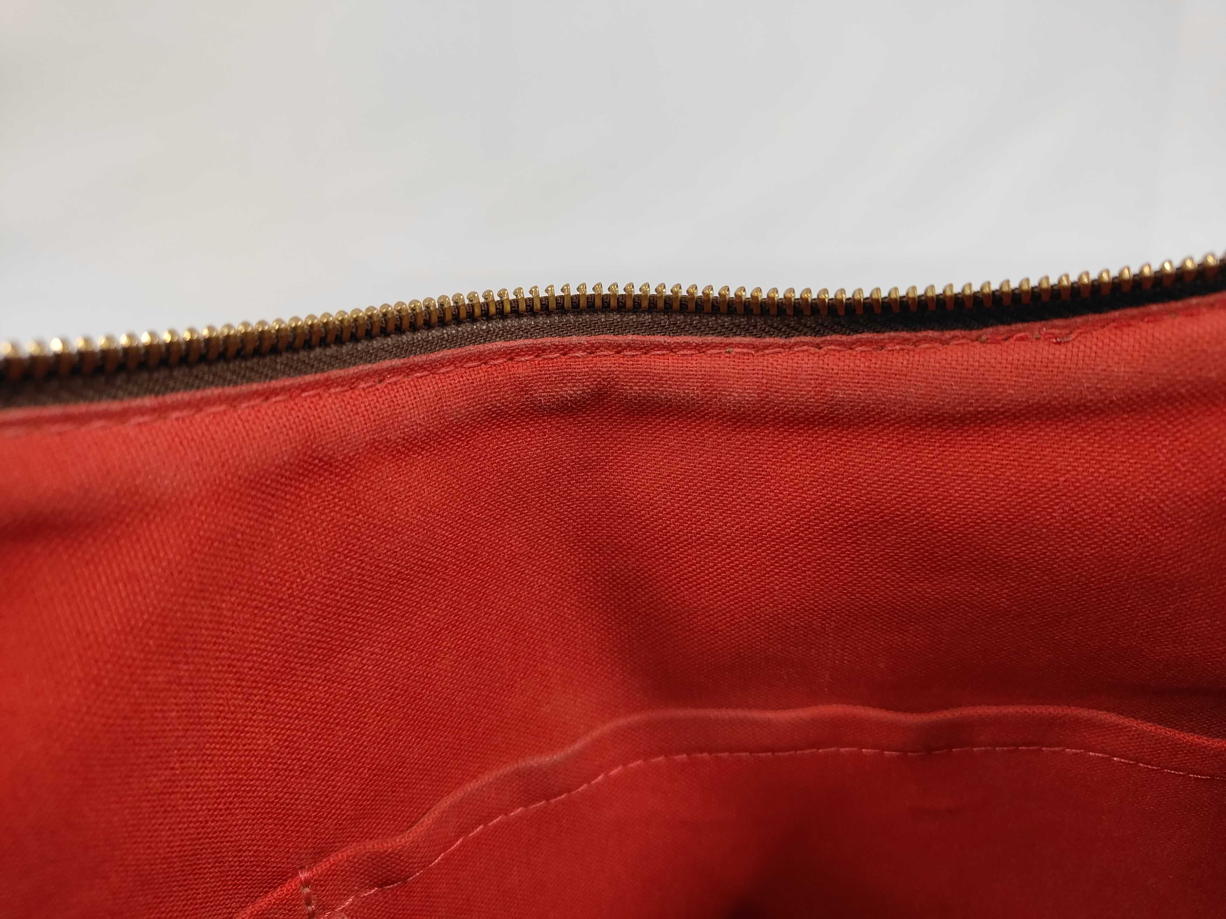 Damier Bloomsbury PM Shoulder Bag — view 11