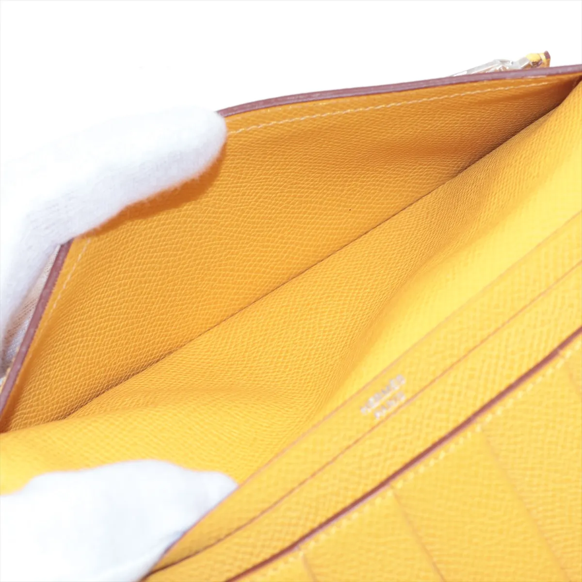 Bearn Dupli Veau Epsom Long Wallet, Yellow, Silver Hardware, M: 2009 — view 8