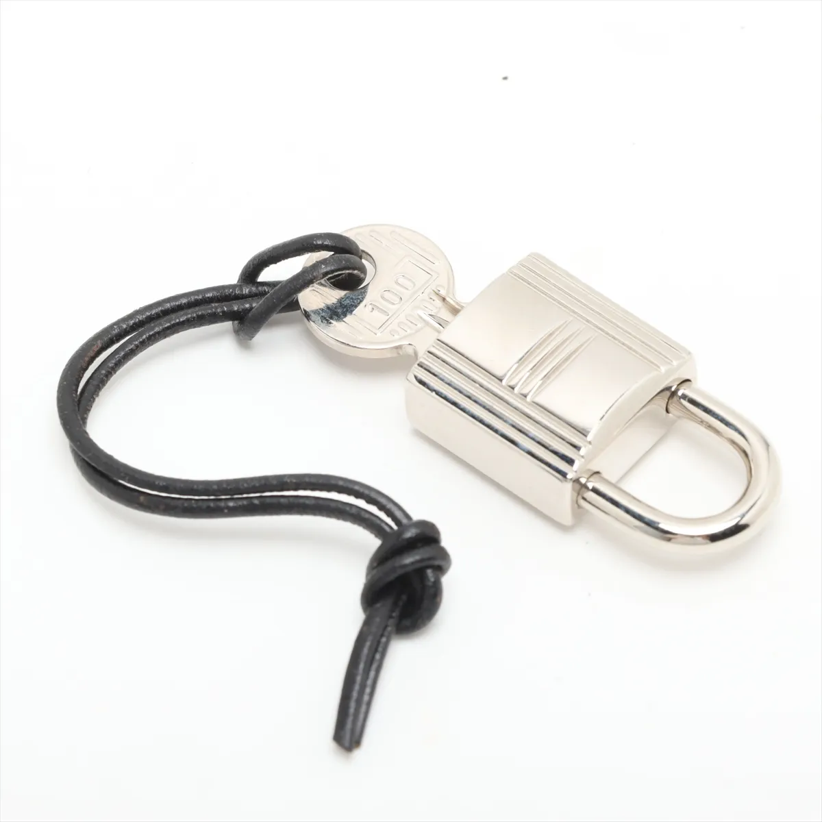 Picotan Lock 18 PM Taurillon Clemence Gold Silver Hardware Z:2021 — view 10