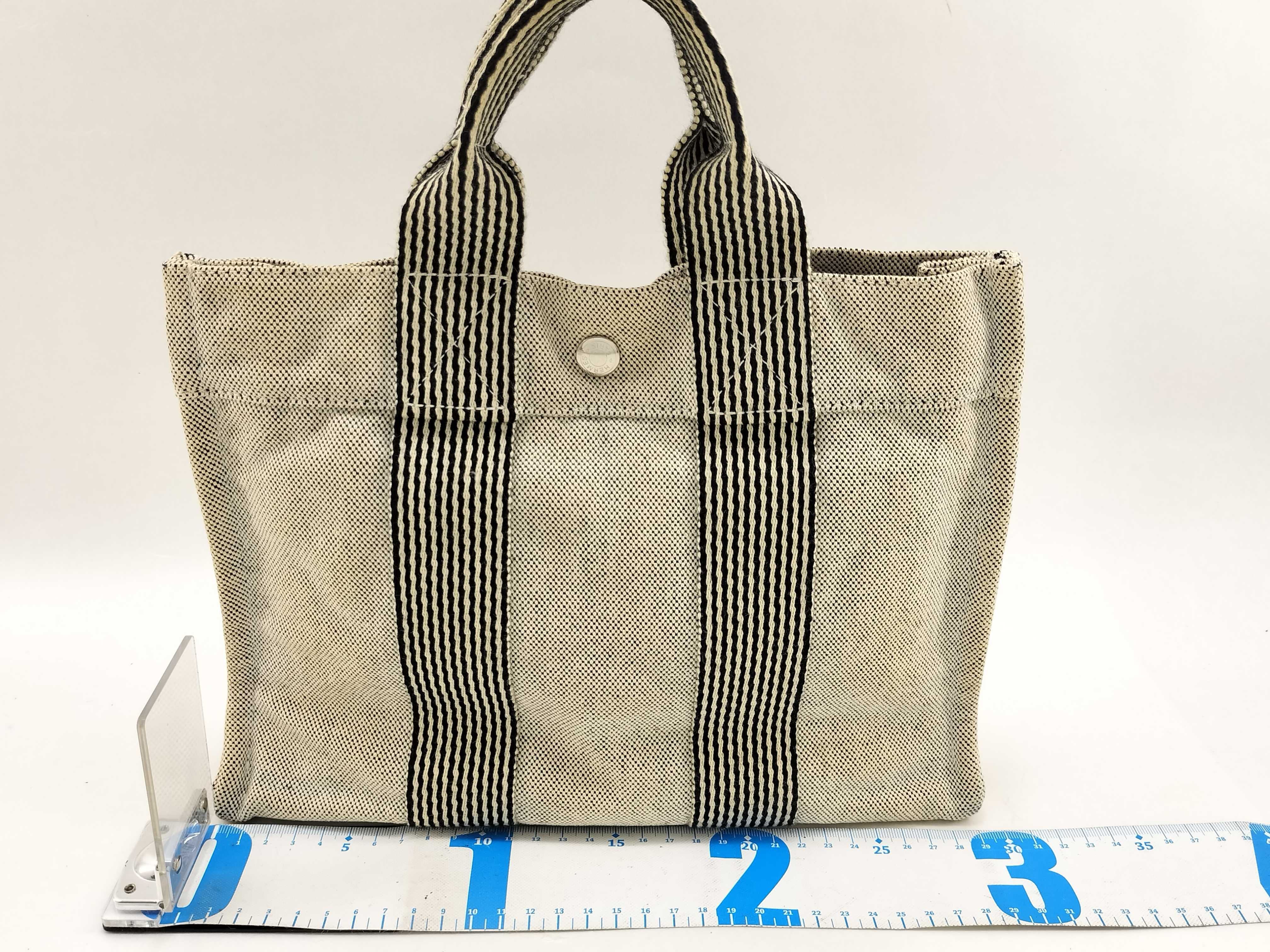 Fourre-Tout / Handbag / Canvas Handbag — view 2