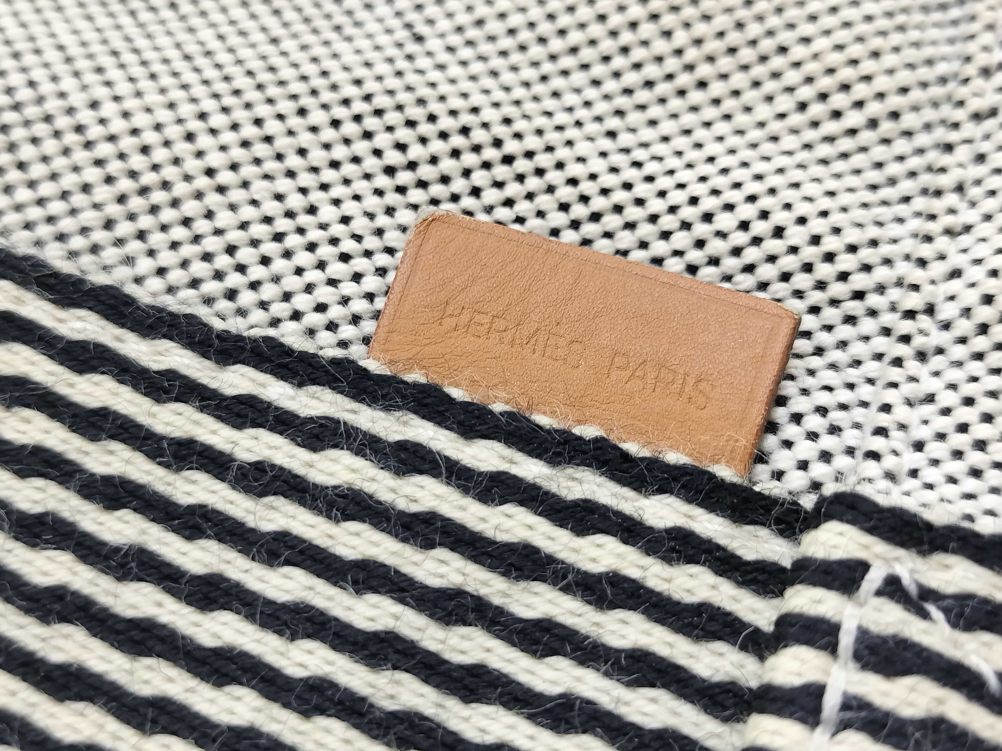 Fourre-Tout / Handbag / Canvas Handbag — view 15