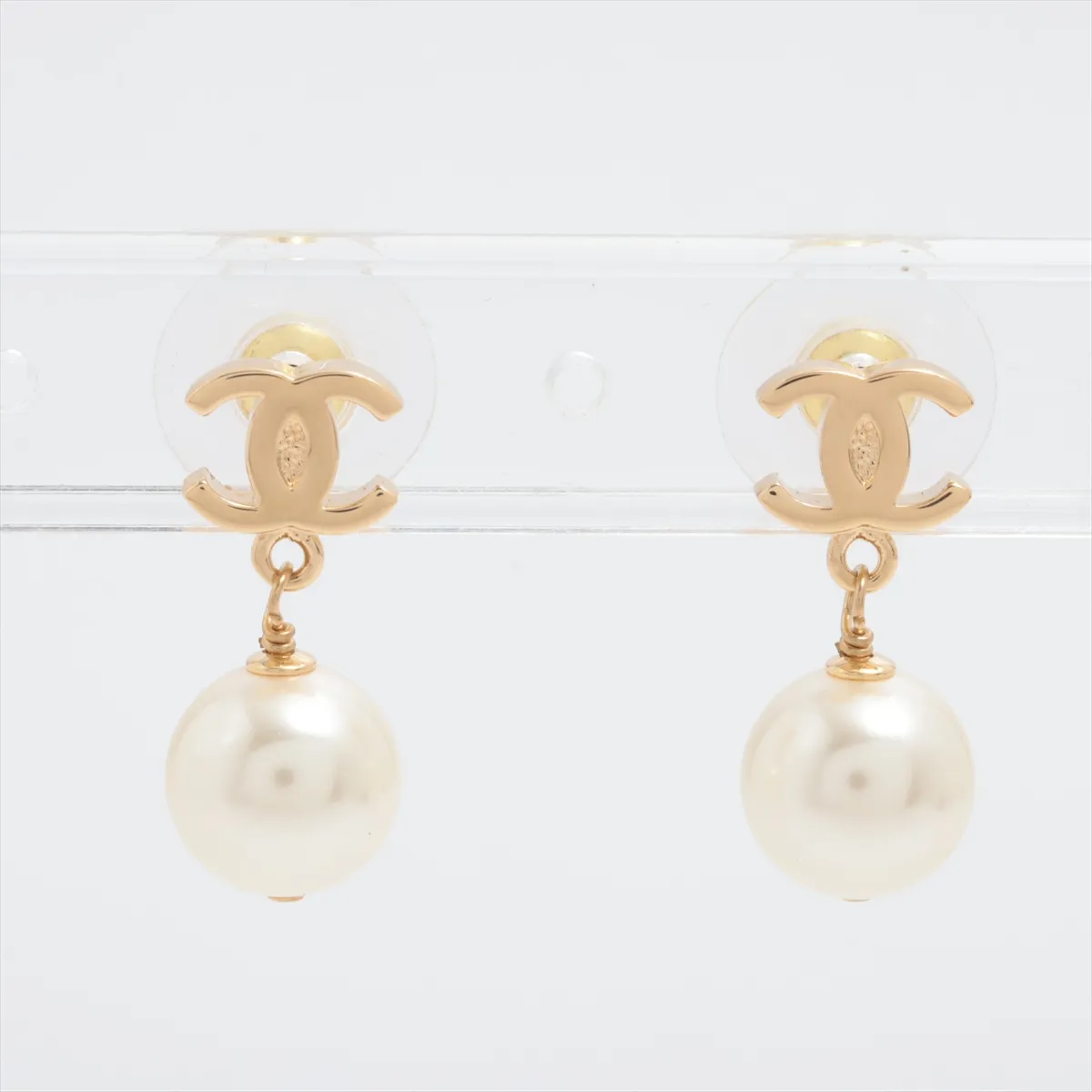 Coco Mark B26B Earrings (Pair) GP x Faux Pearl Gold Scratches