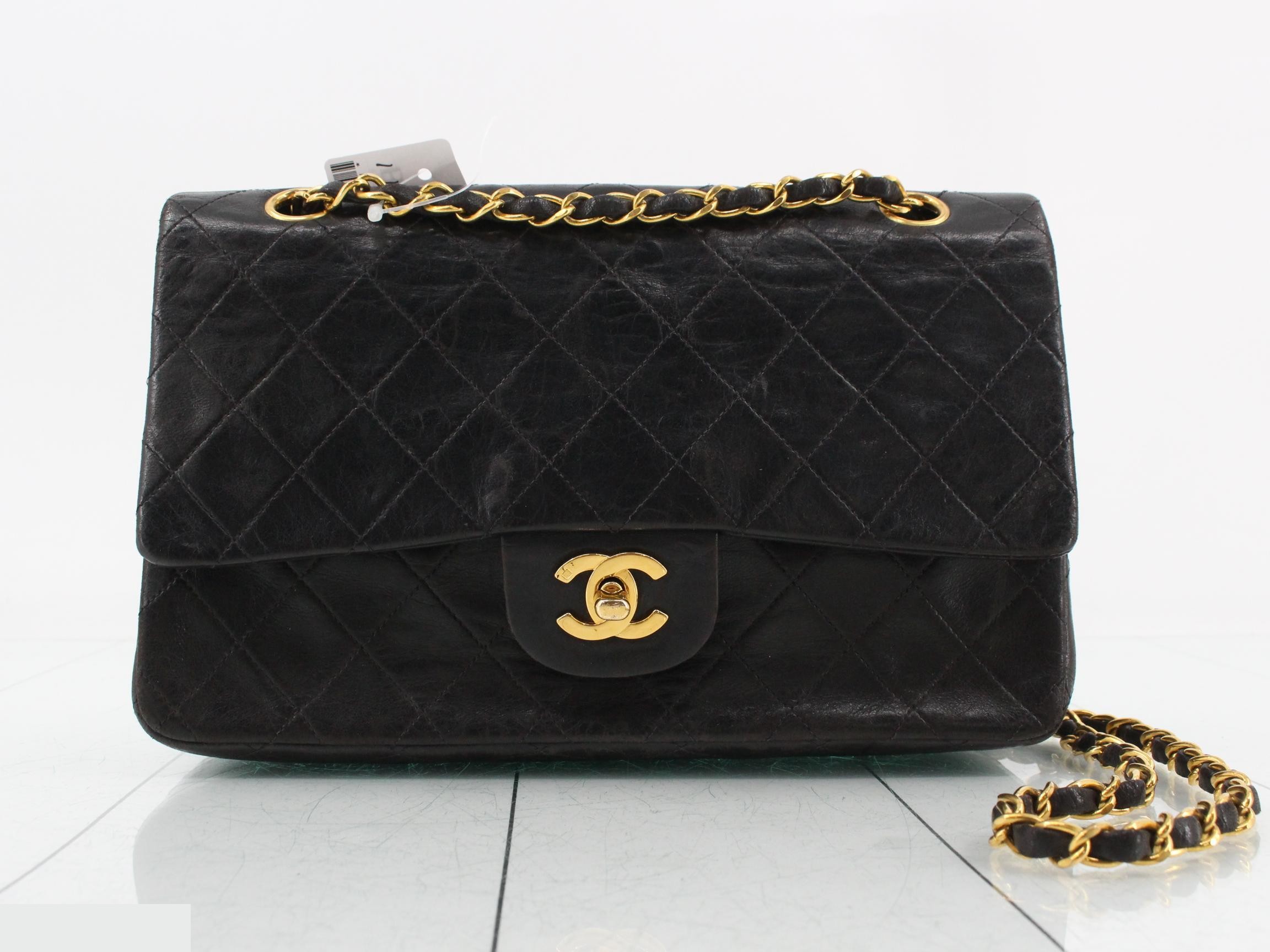 Matelassé 25 Lambskin Double Flap, Series 3