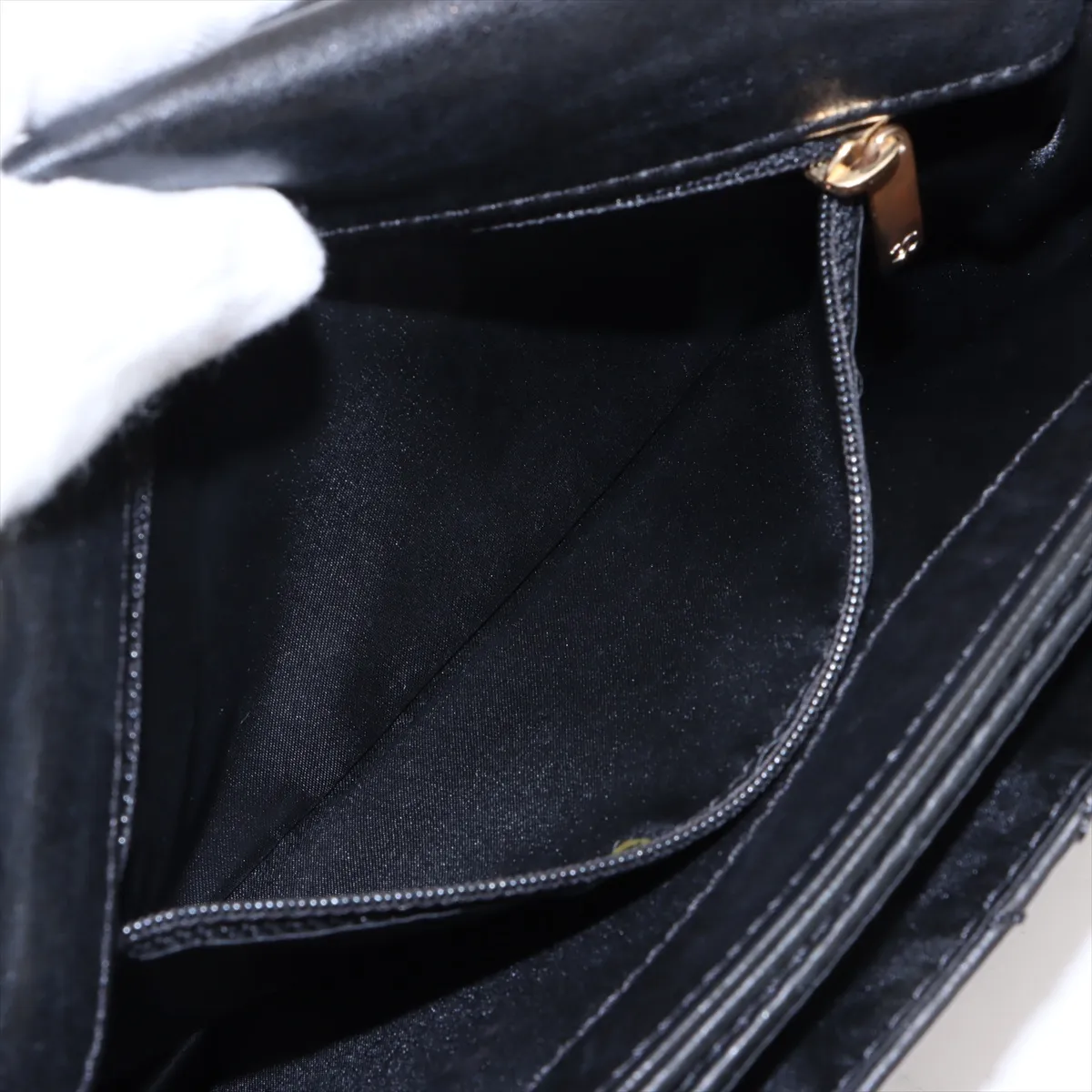 Matelasse Lambskin Chain Shoulder Bag Black Gold Hardware 11082063 11th Series — view 8