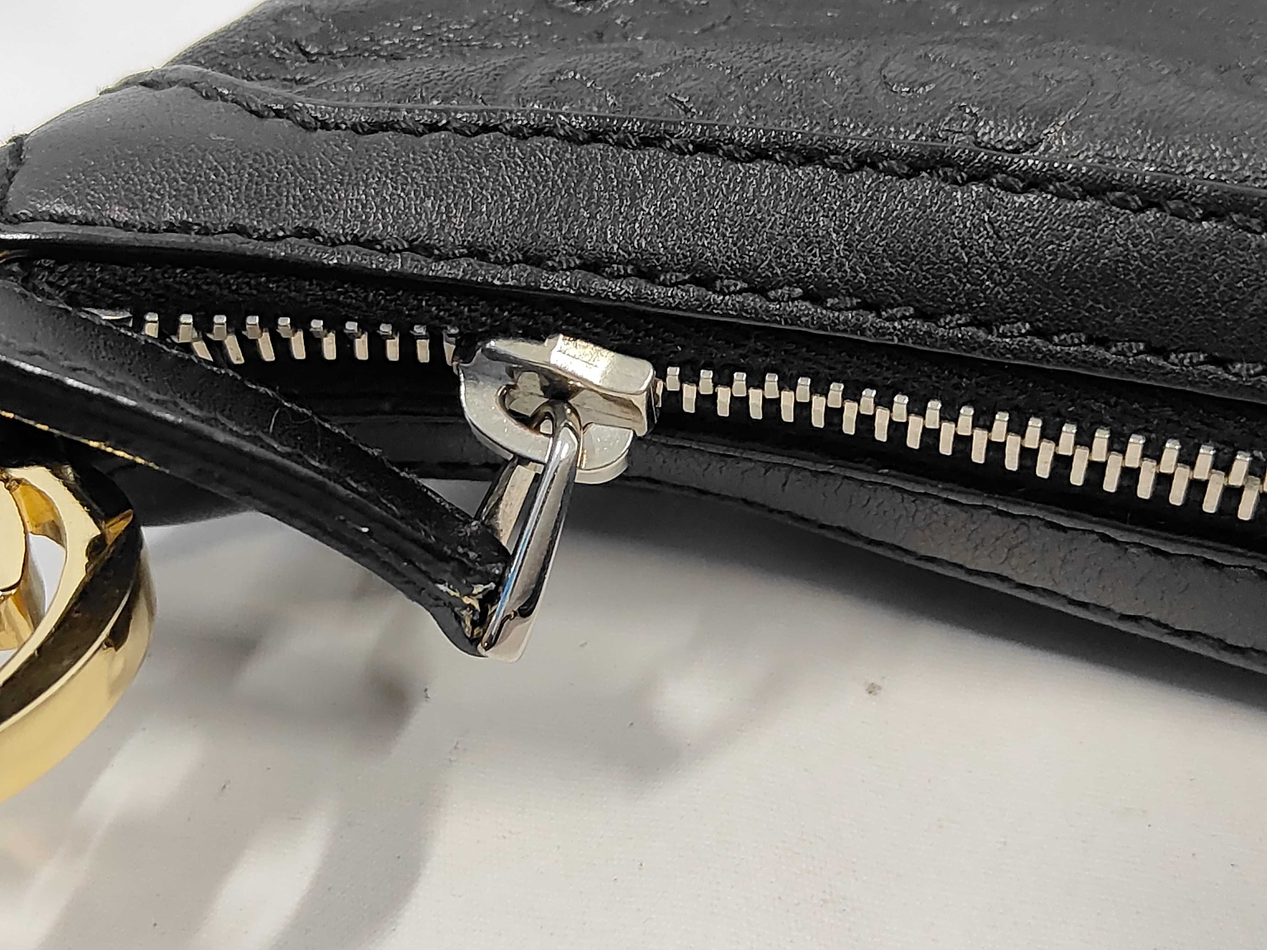 Black Leather Pea Shoulder Bag — view 7