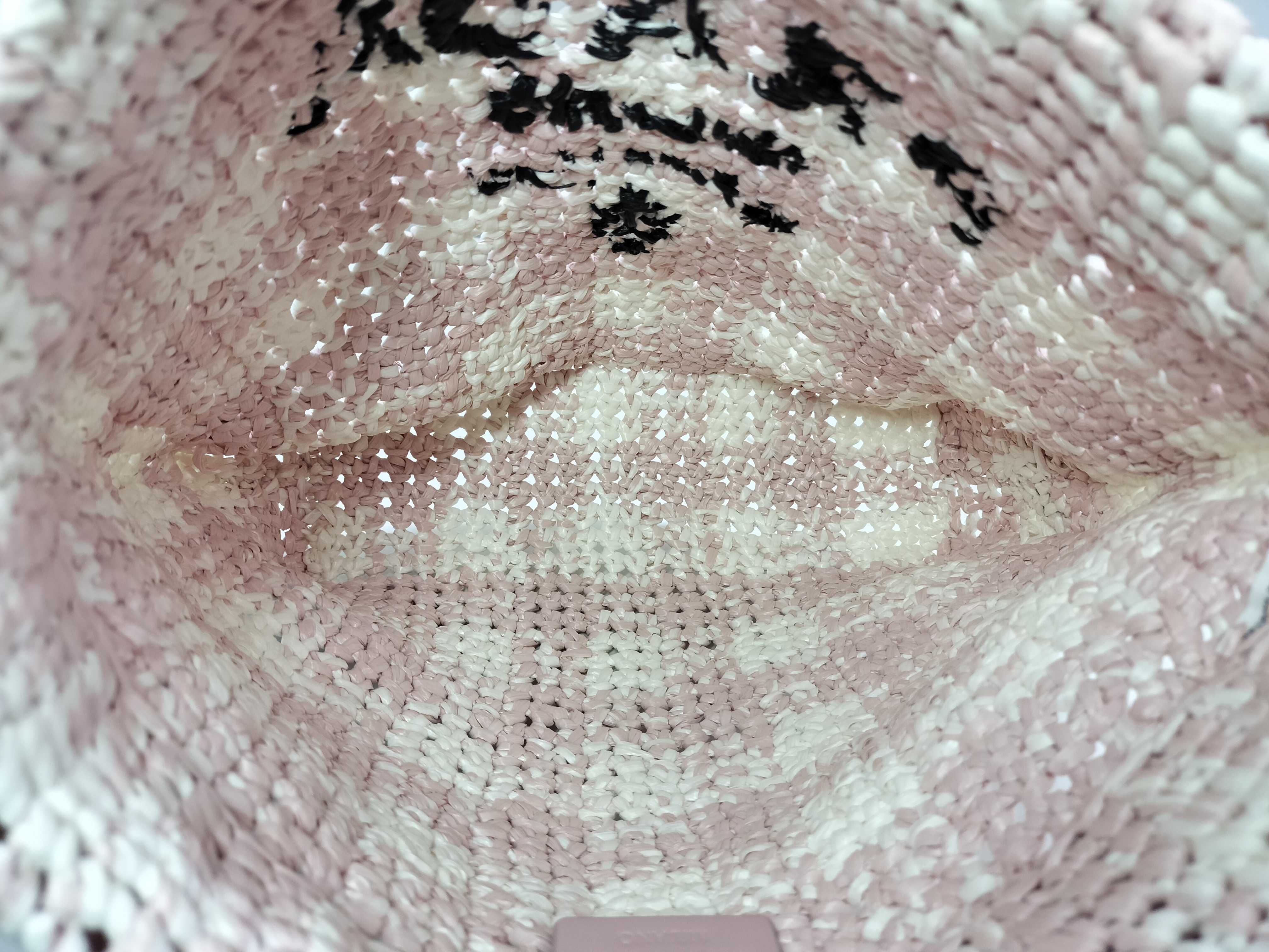 Raffia Handbag Pink x White Handbag — view 7