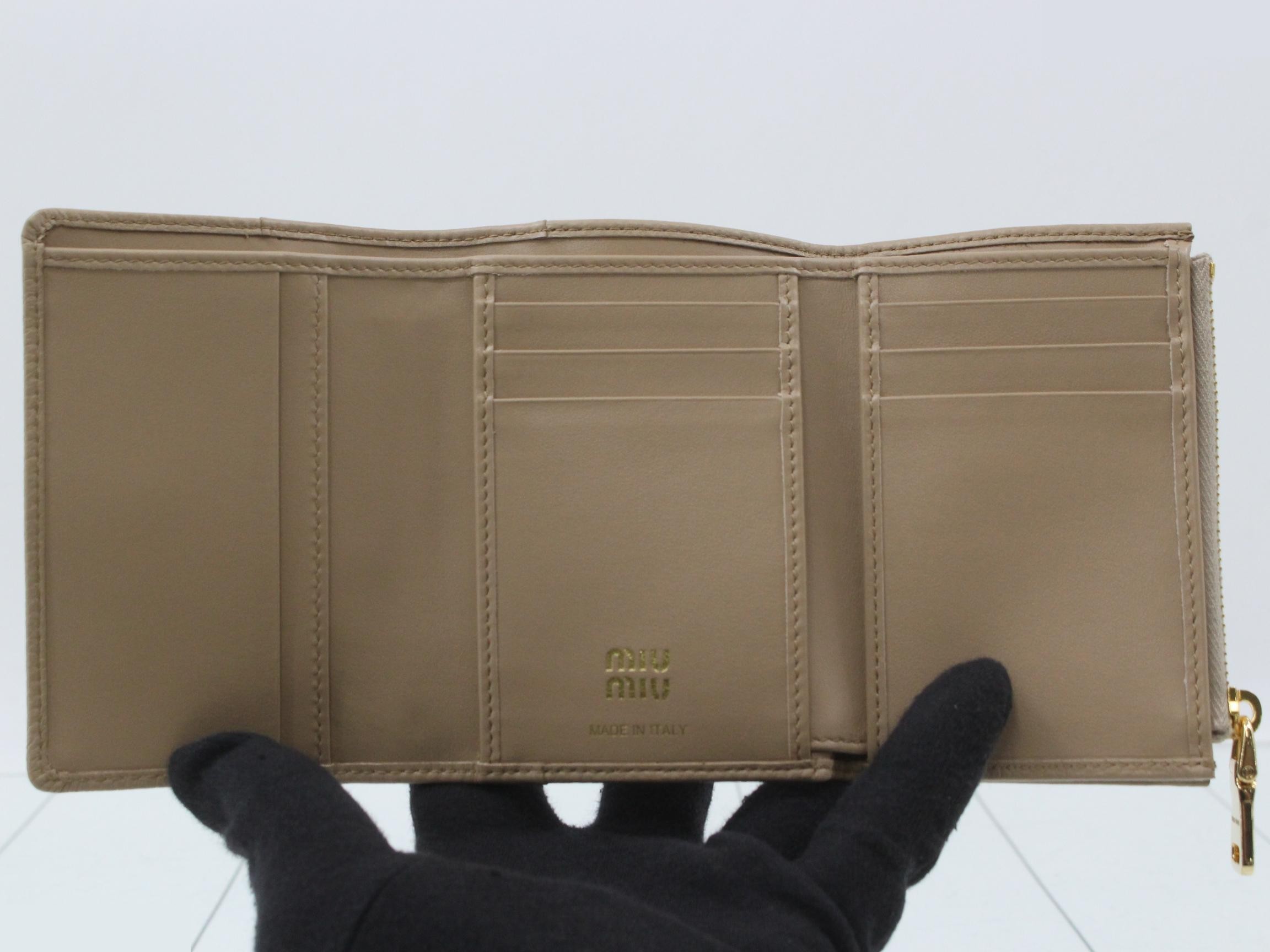 logo hardware compact wallet, unused. — view 4