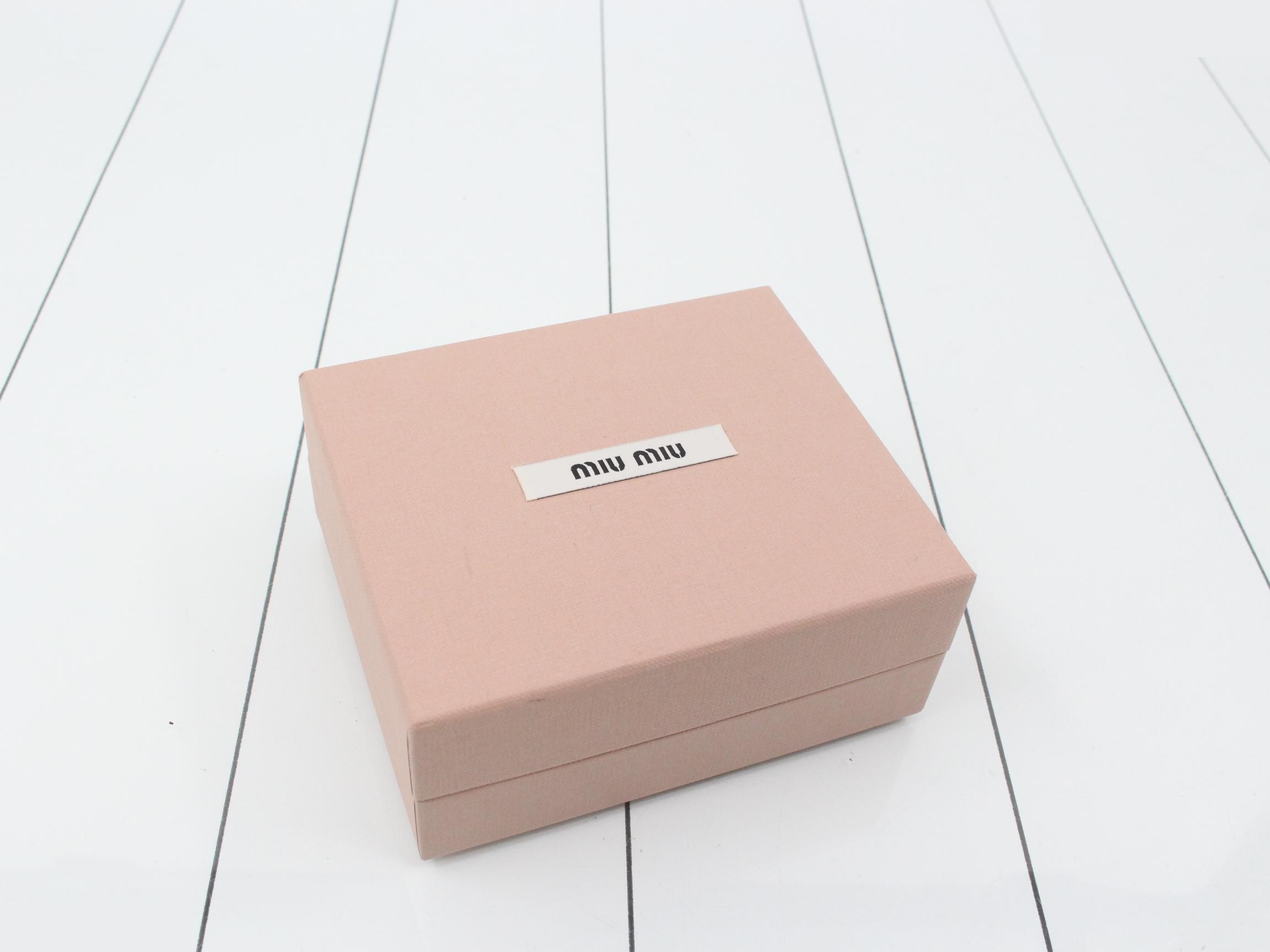 logo hardware compact wallet, unused. — view 5