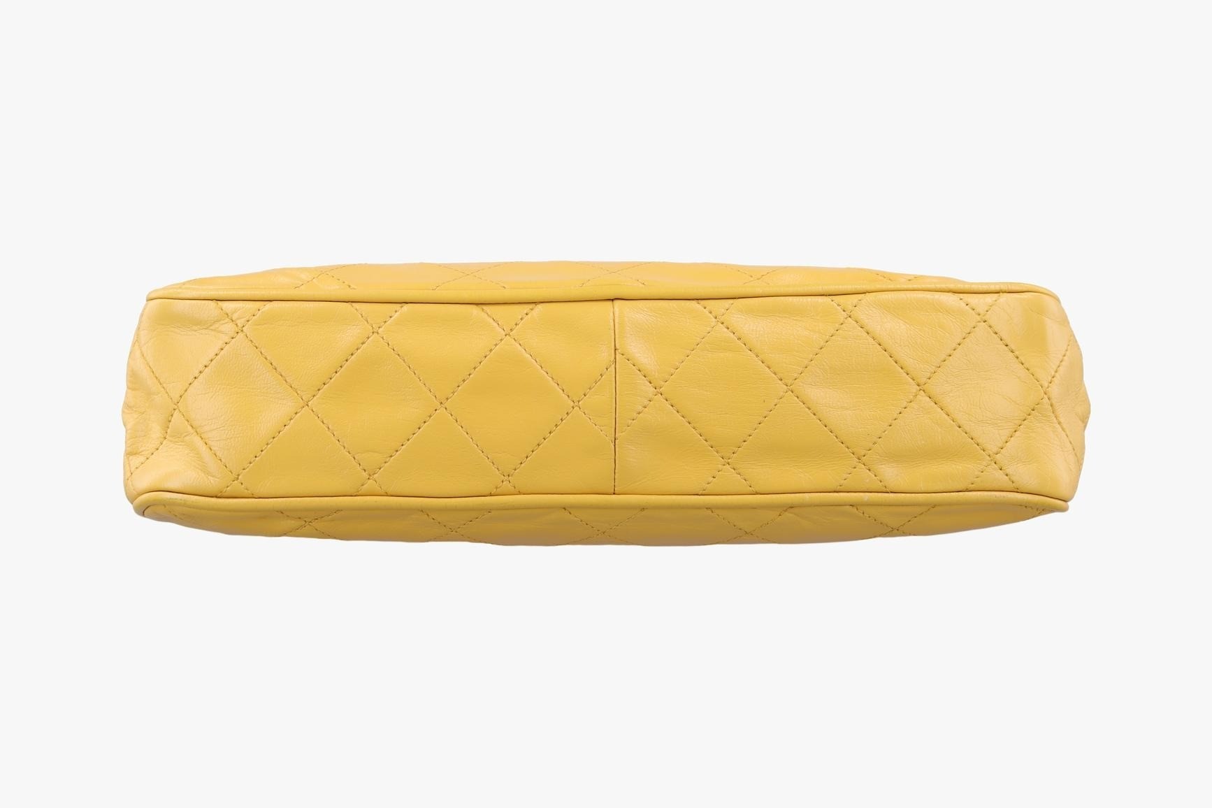 Matelassé Tassel Lambskin Yellow — view 3