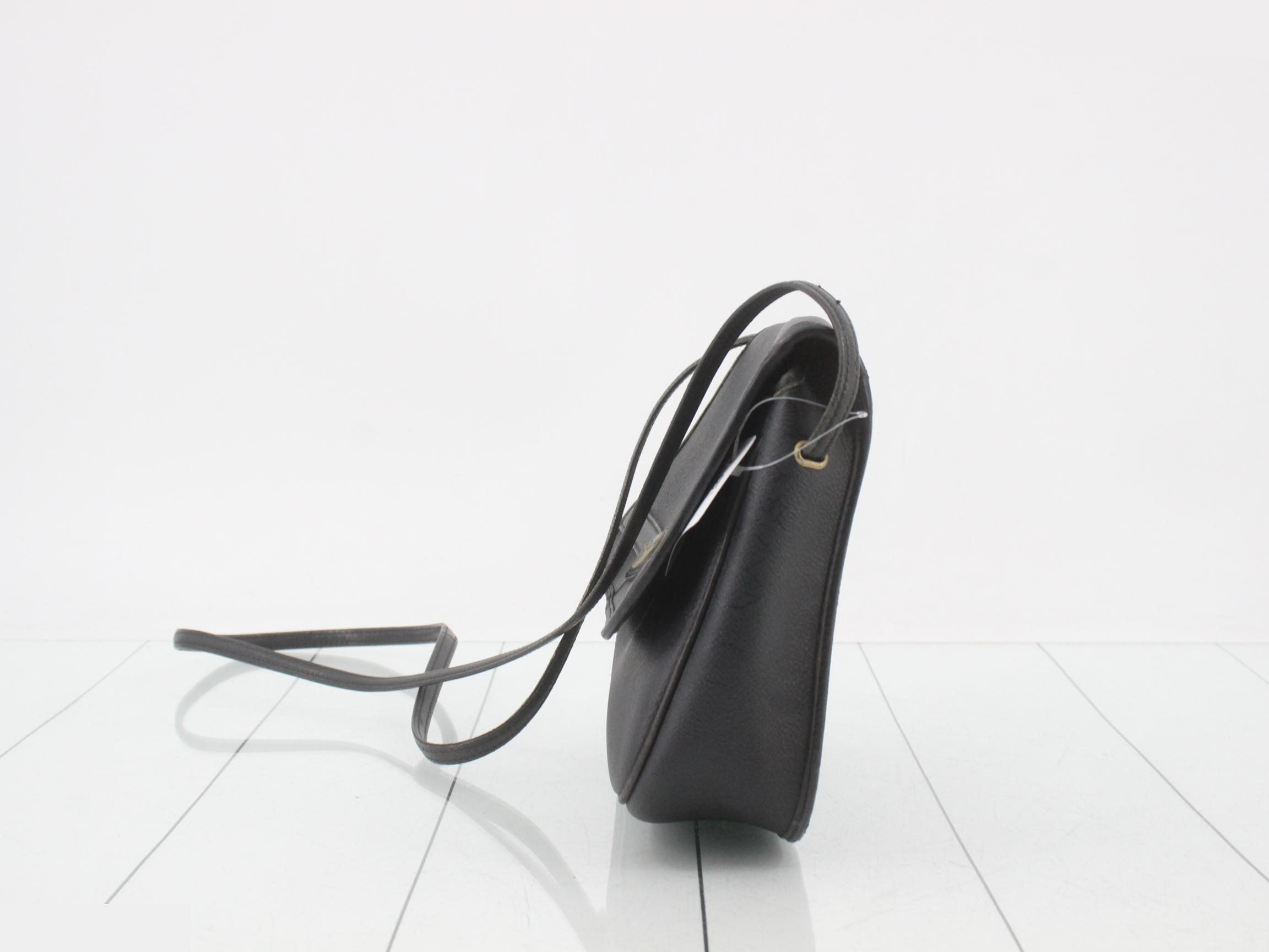 Honeycomb pattern shoulder bag — view 3