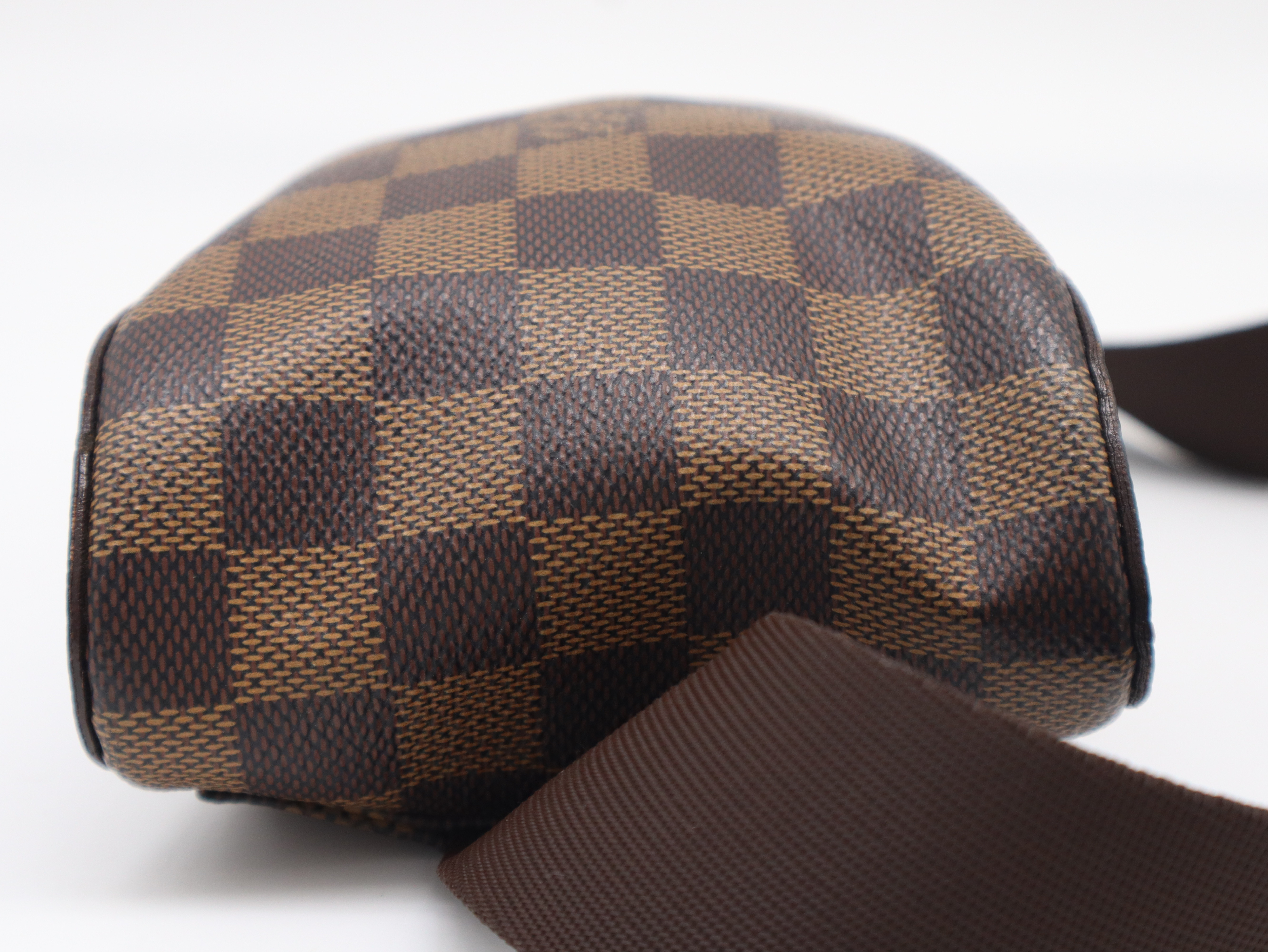 N51994 Damier Geronimos Waist Bag — view 3
