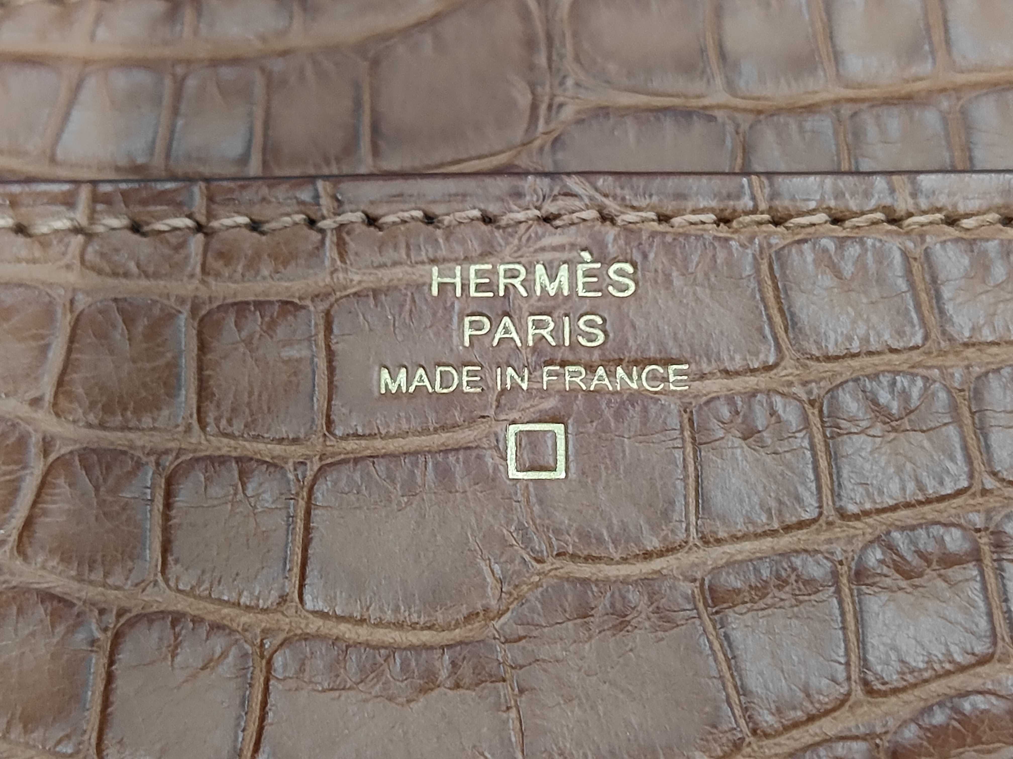 Constance Long To Go Alligator Matte Gold GP B Stamp Wallet — view 11
