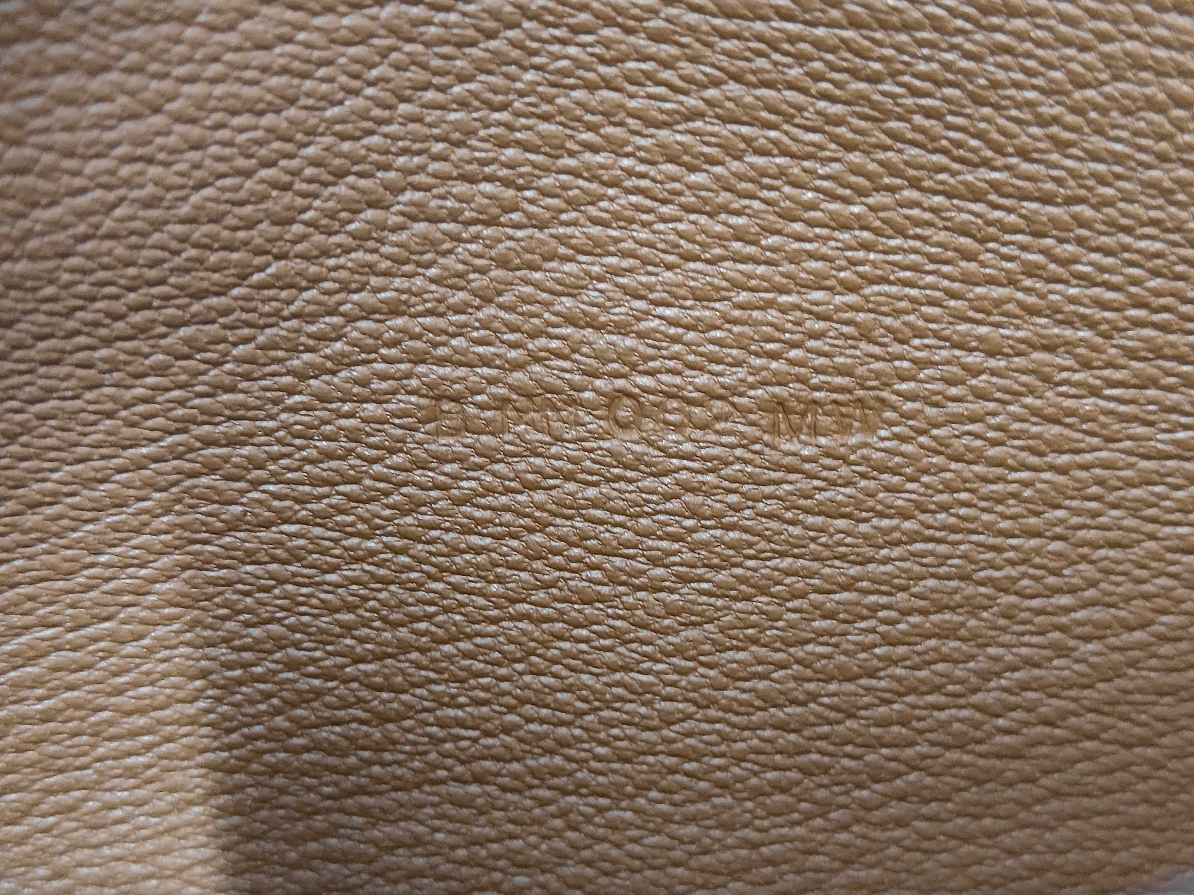 Constance Long To Go Alligator Matte Gold GP B Stamp Wallet — view 12