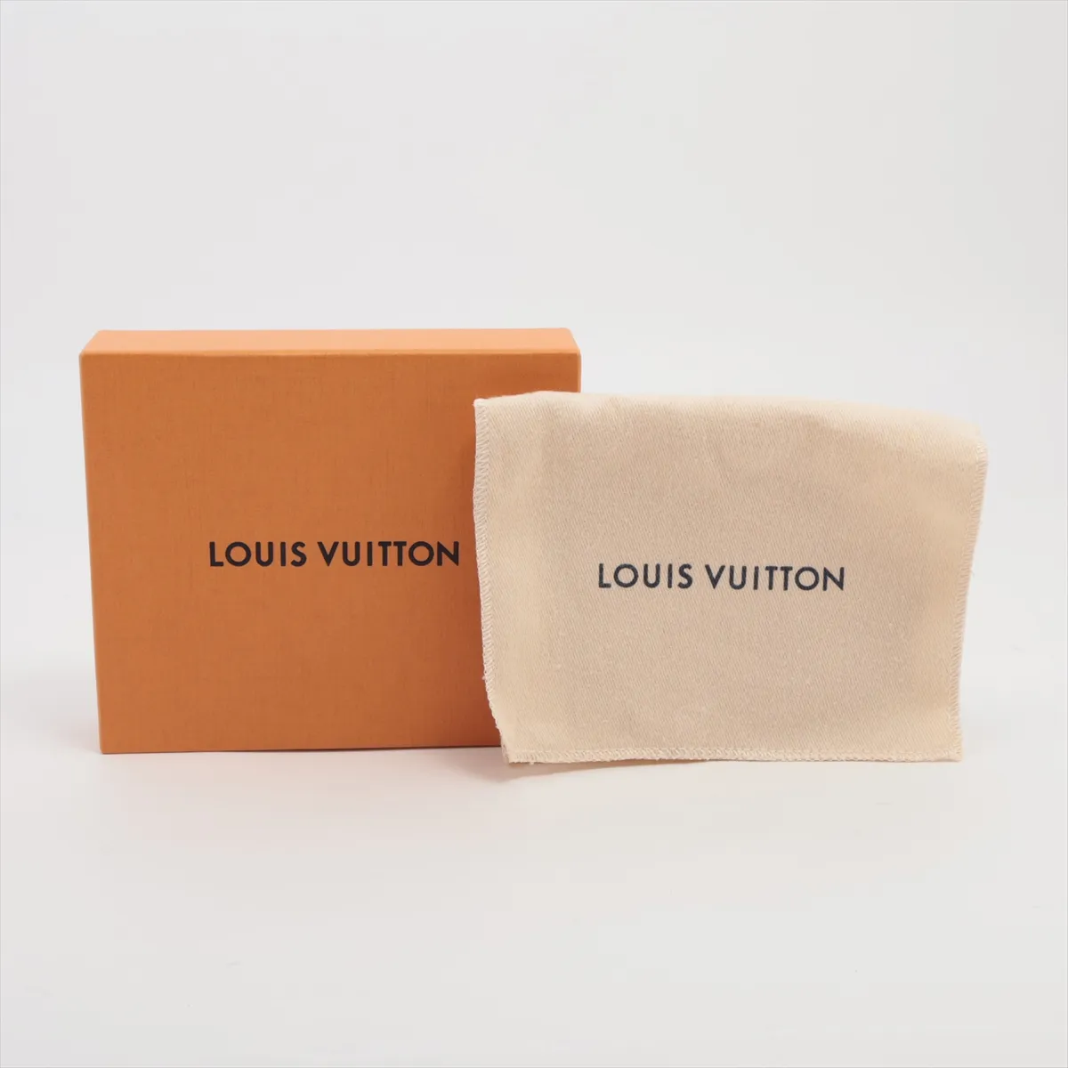 Epi Portefeuille Twist Compact XS M63322 TN4168 Noir Compact Wallet with Initials — view 11