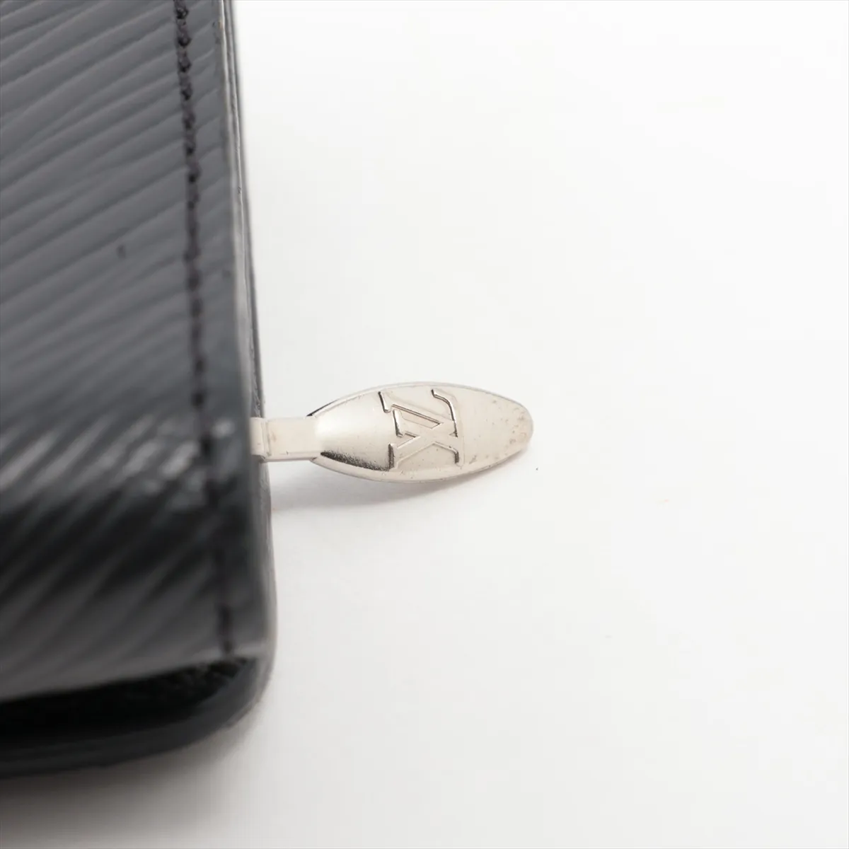 Epi Portefeuille Twist Compact XS M63322 TN4168 Noir Compact Wallet with Initials — view 9