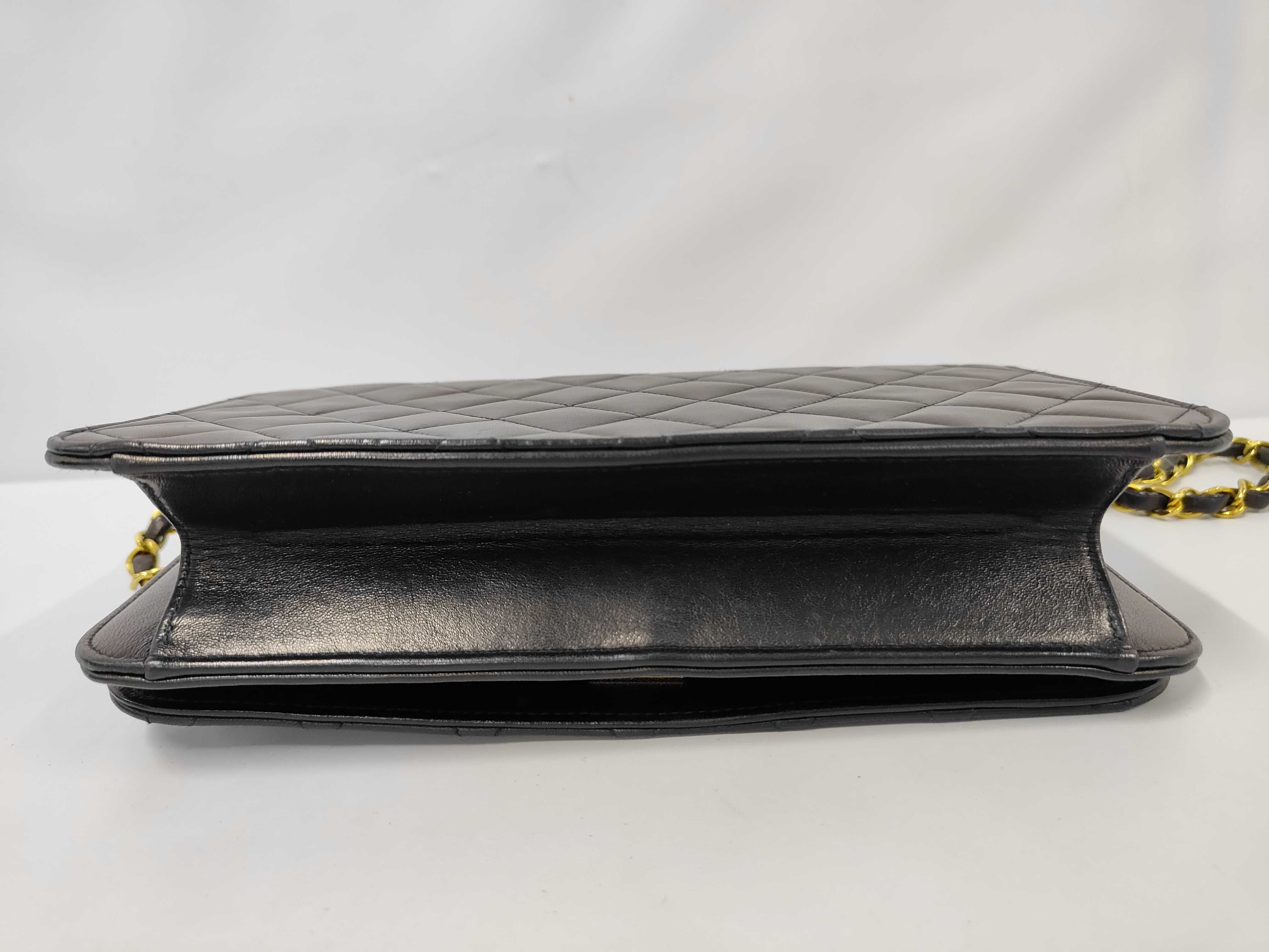 Chain Shoulder Bag — view 3