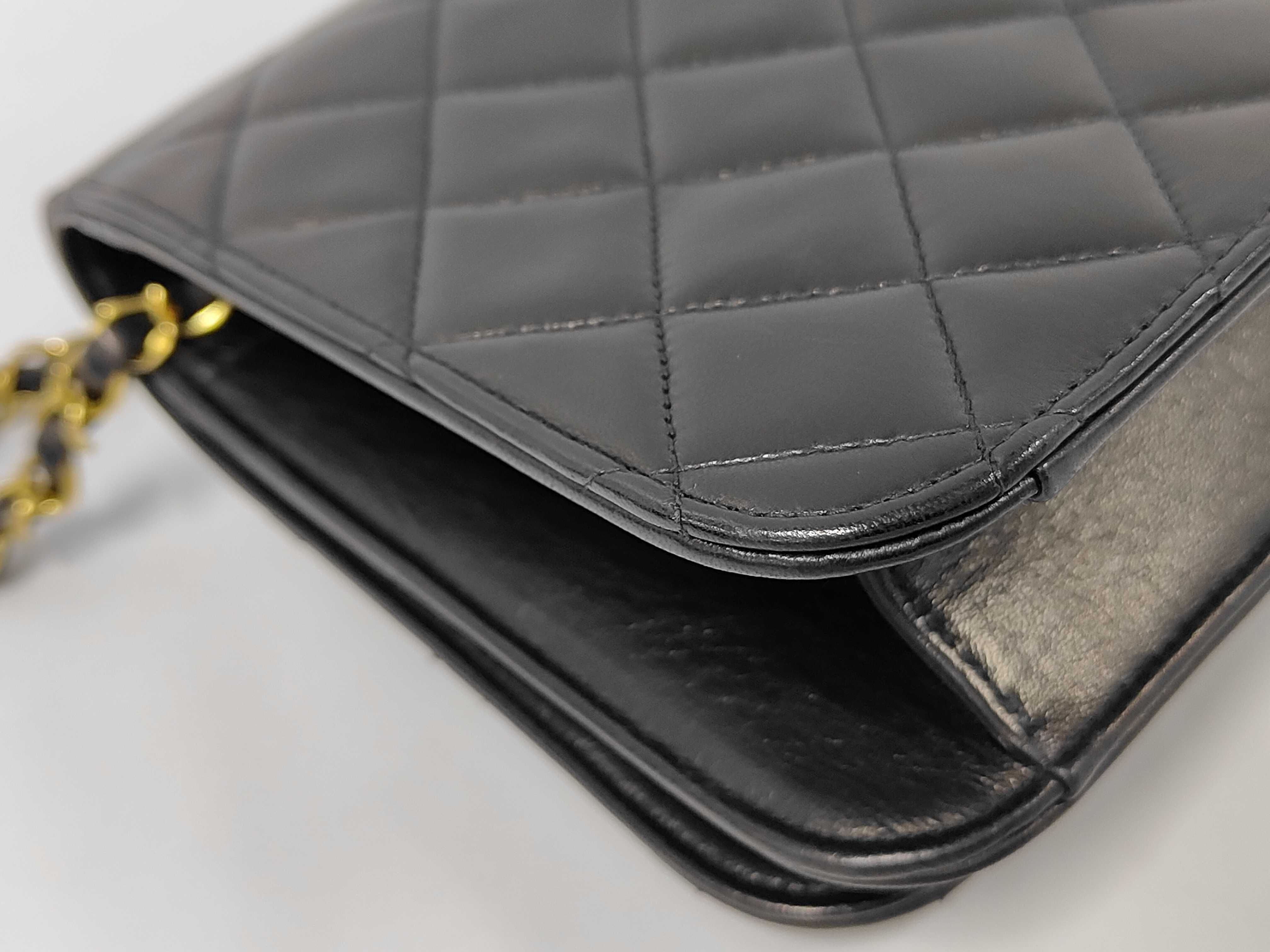 Chain Shoulder Bag — view 4
