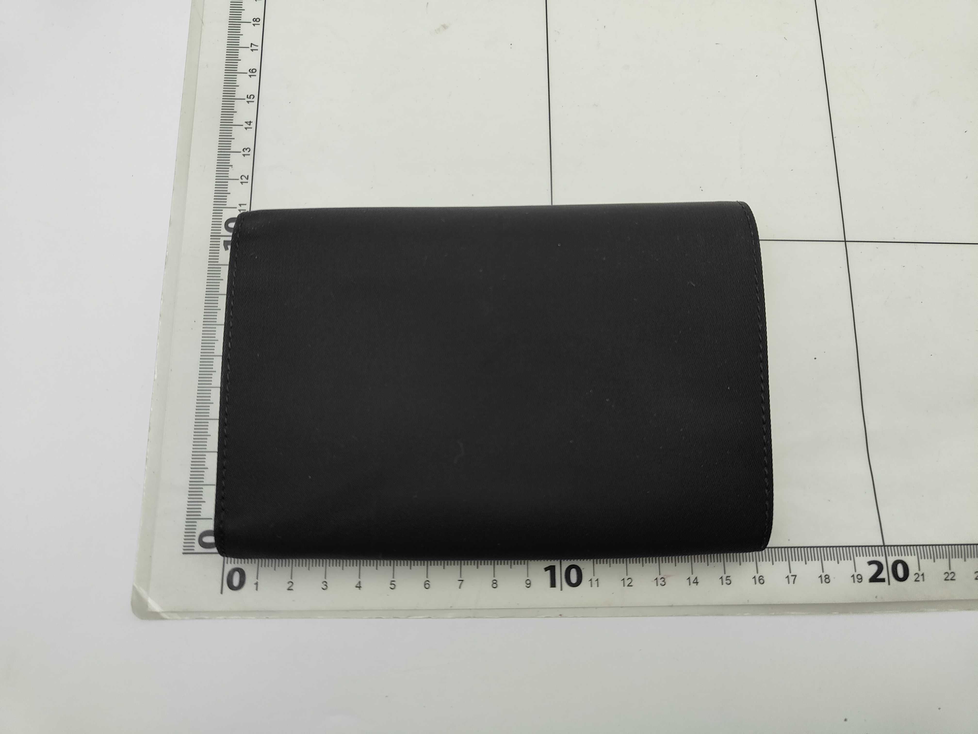 wallet — view 2