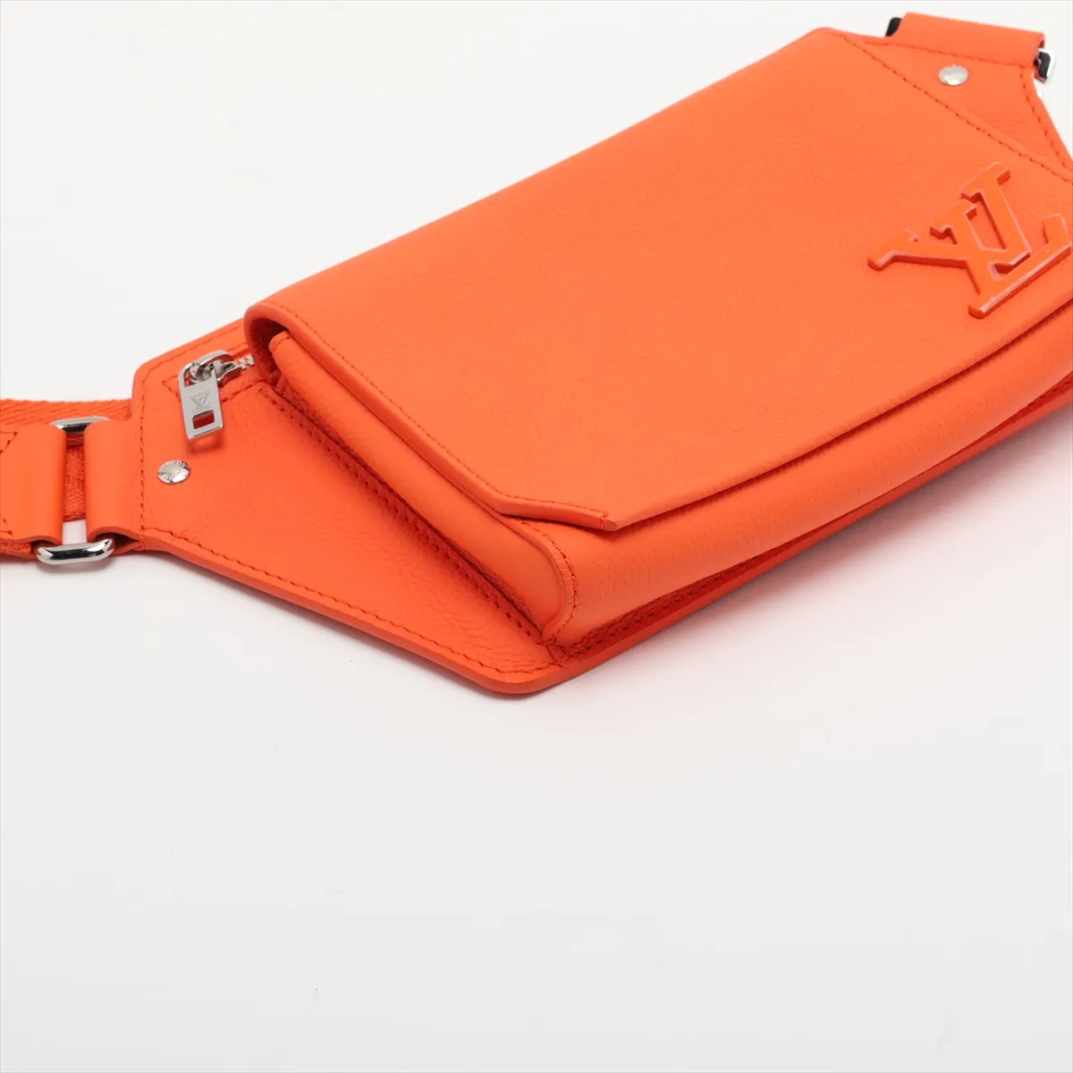 Cuir Taurillon Bumbag NV M59625 Orange (RFID detected) — view 4
