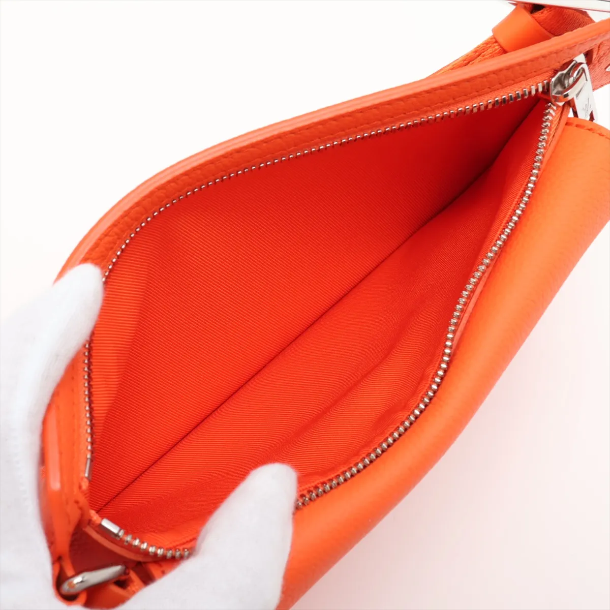 Cuir Taurillon Bumbag NV M59625 Orange (RFID detected) — view 6