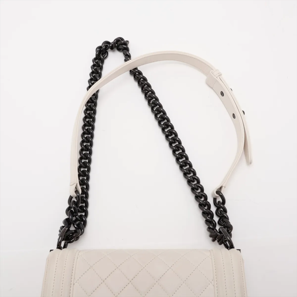 Boy Chanel 20 Small Lambskin Chain Shoulder Bag, White with Black Hardware, 25404792, Serial Number 25-series, A67085 — view 6
