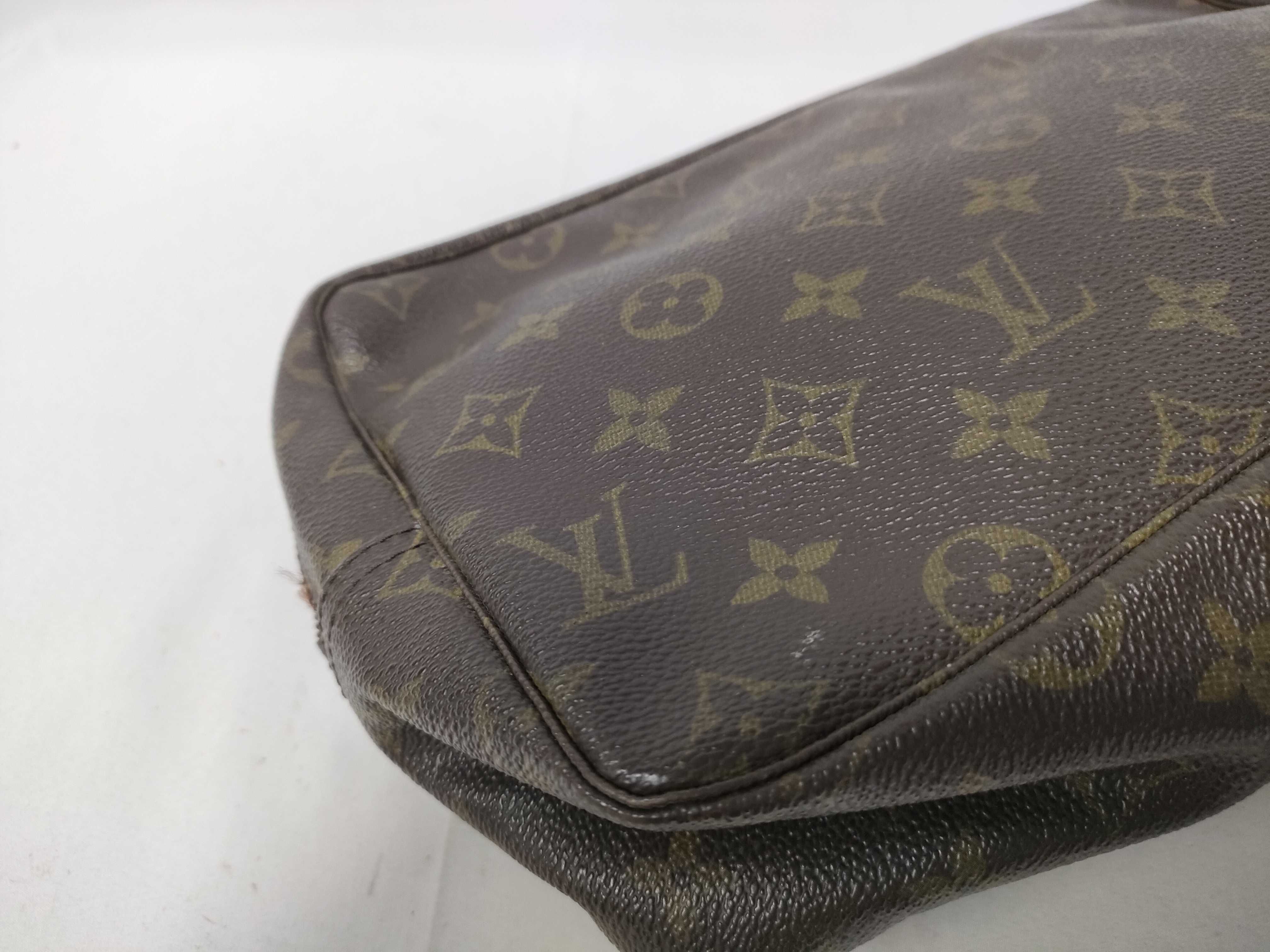 Monogram Pochette Toilette 28 M47522 Pouch — view 6