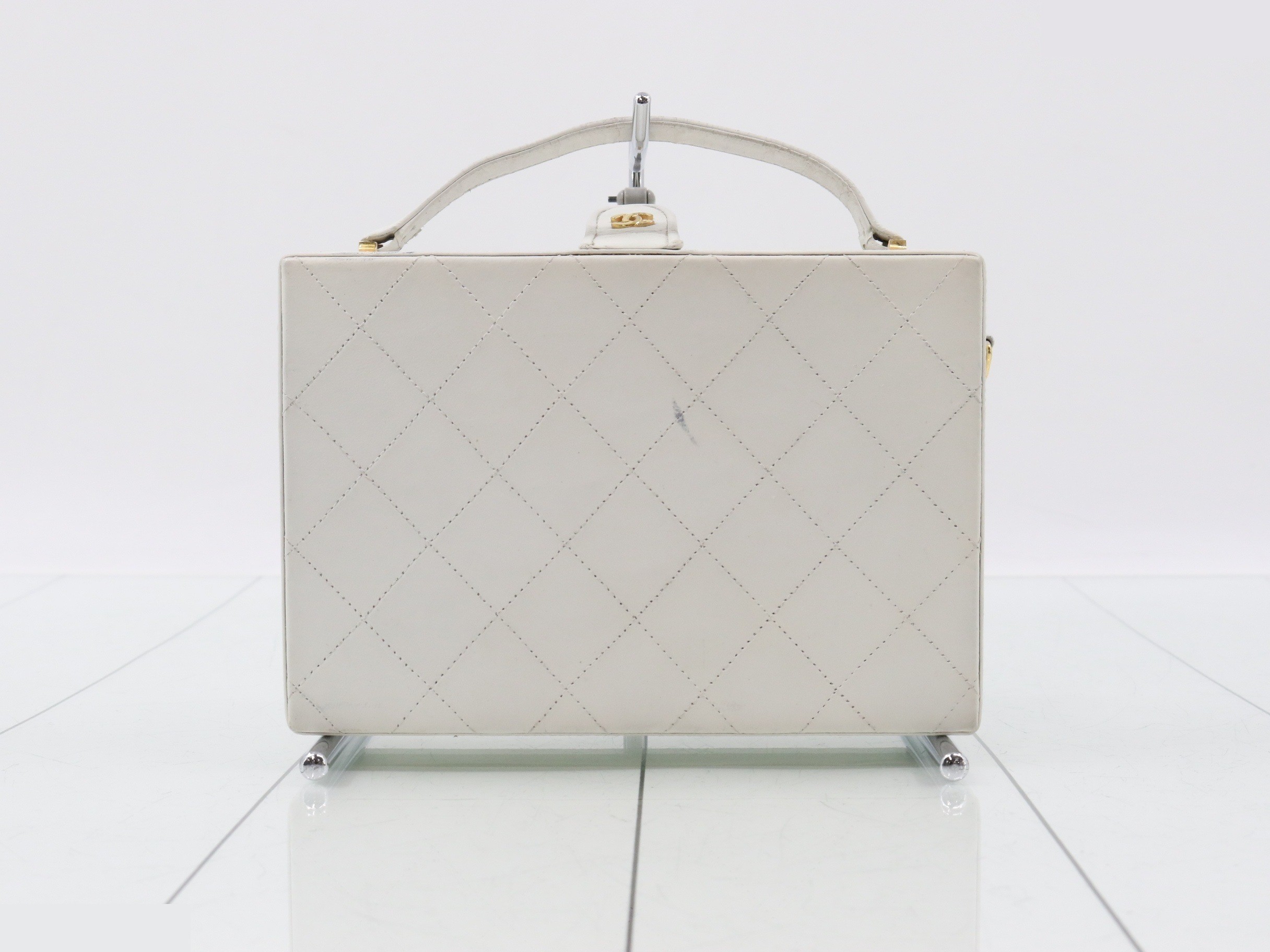 handbag — view 2