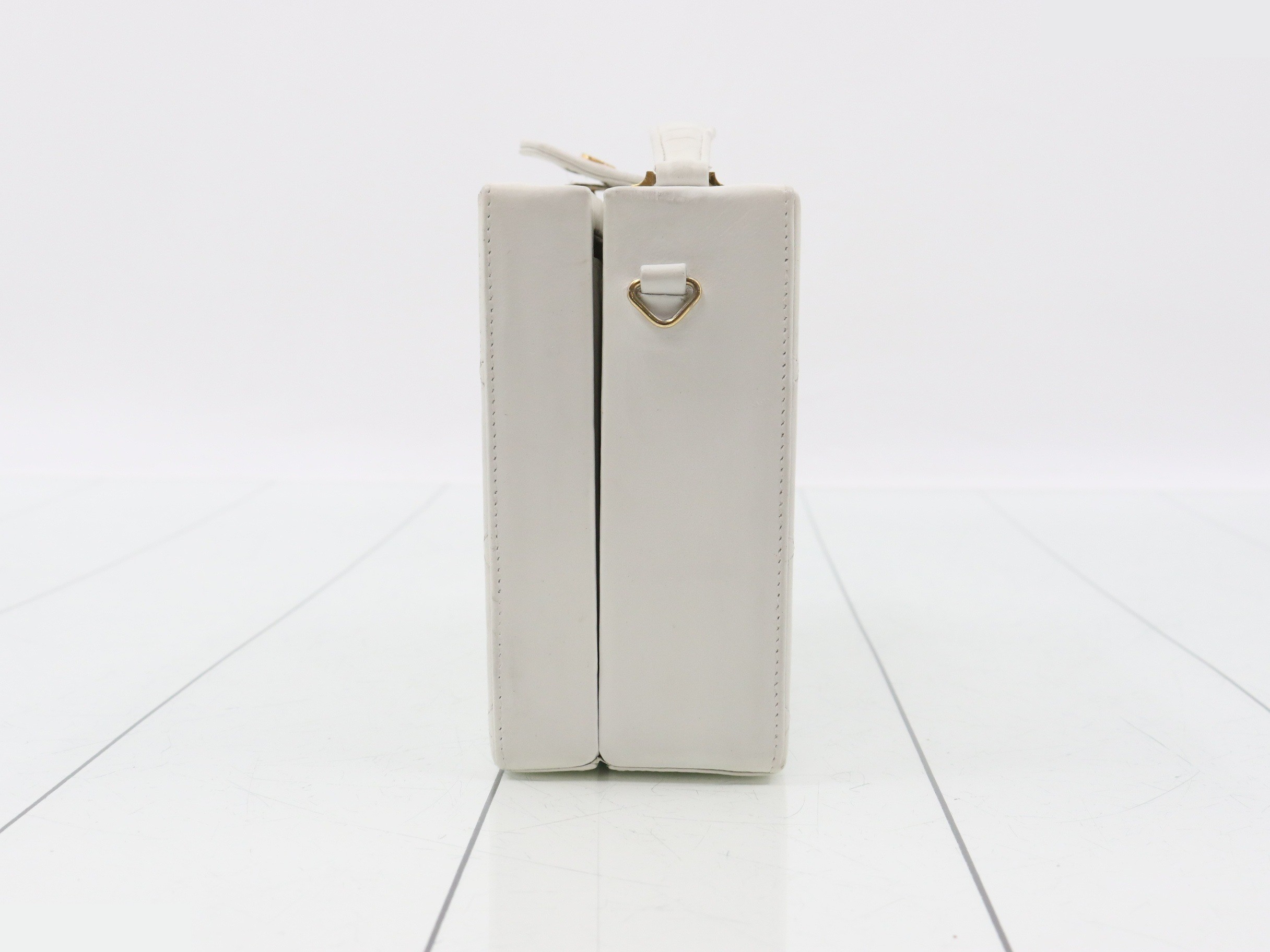 handbag — view 3