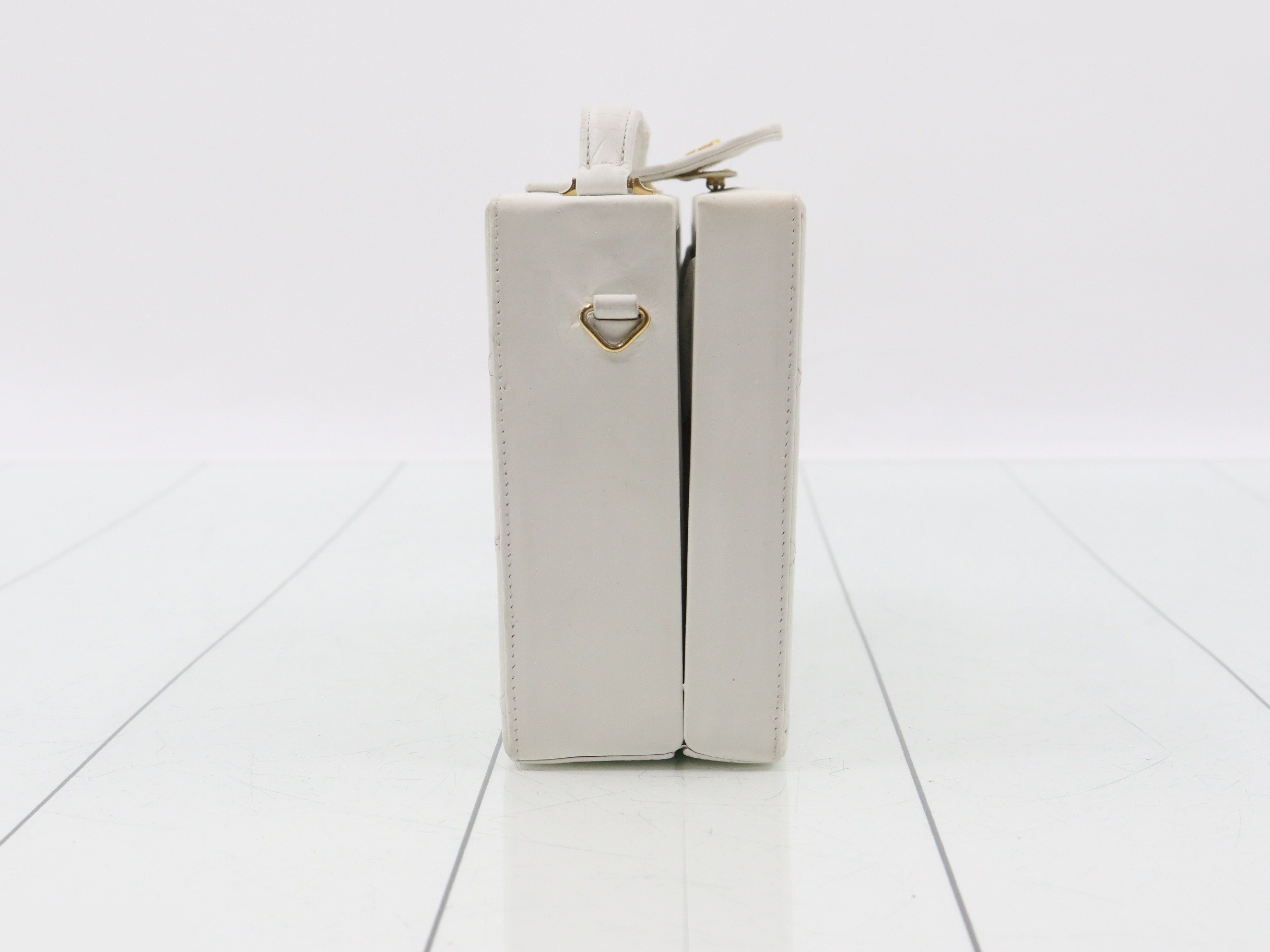 handbag — view 4
