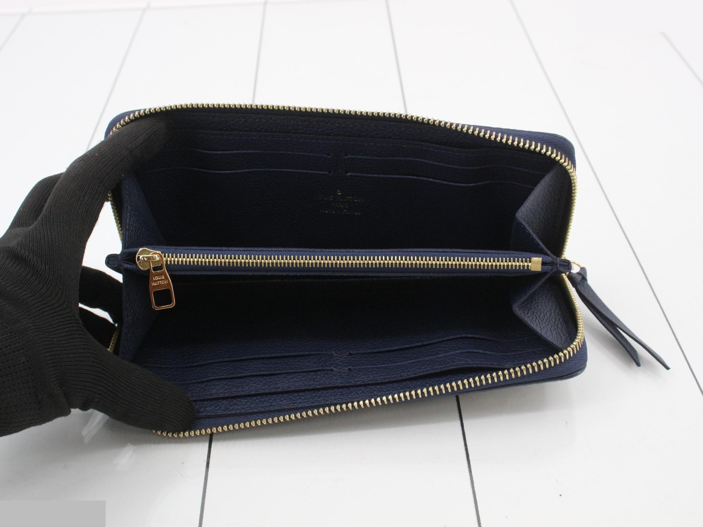 Empreinte Portefeuille Clemence Bicolor, with box and dust bag. — view 4