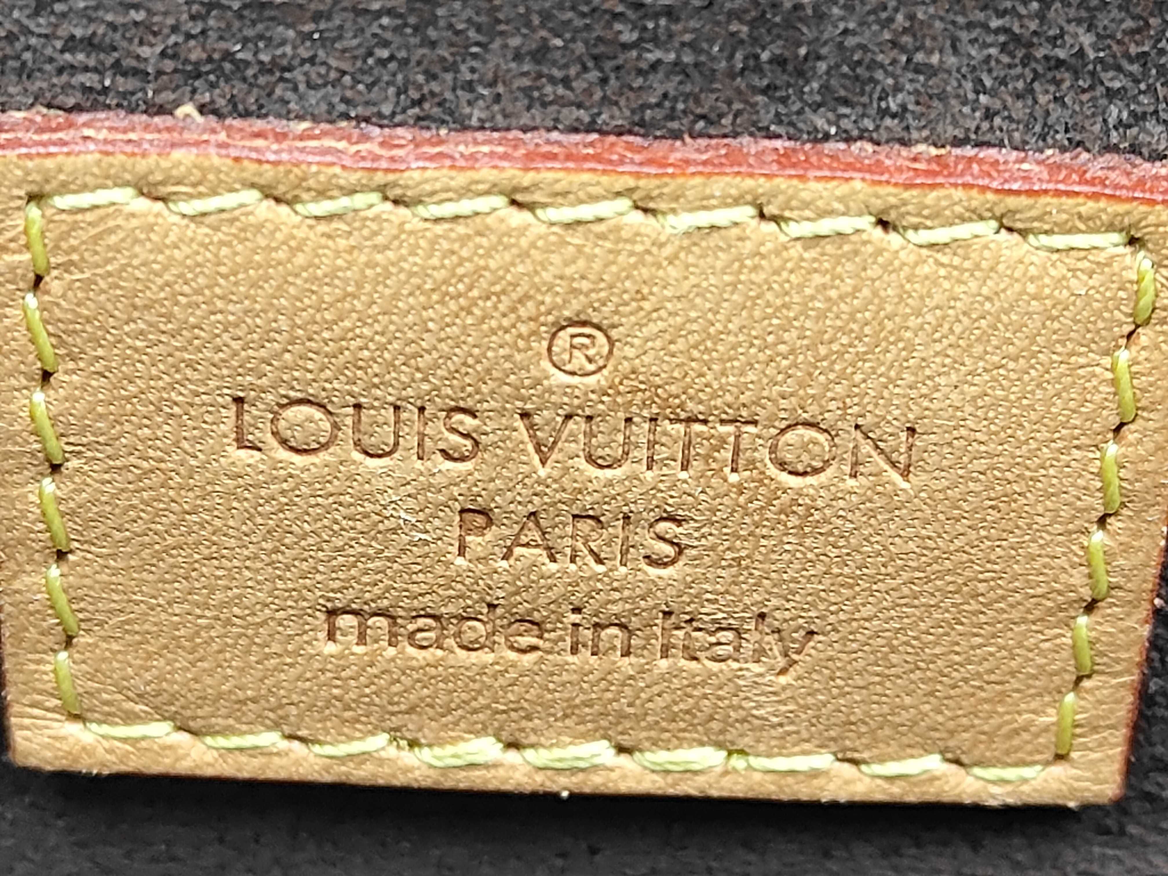 Monogram Messenger Bag Pochette Metis Shoulder Bag — view 11
