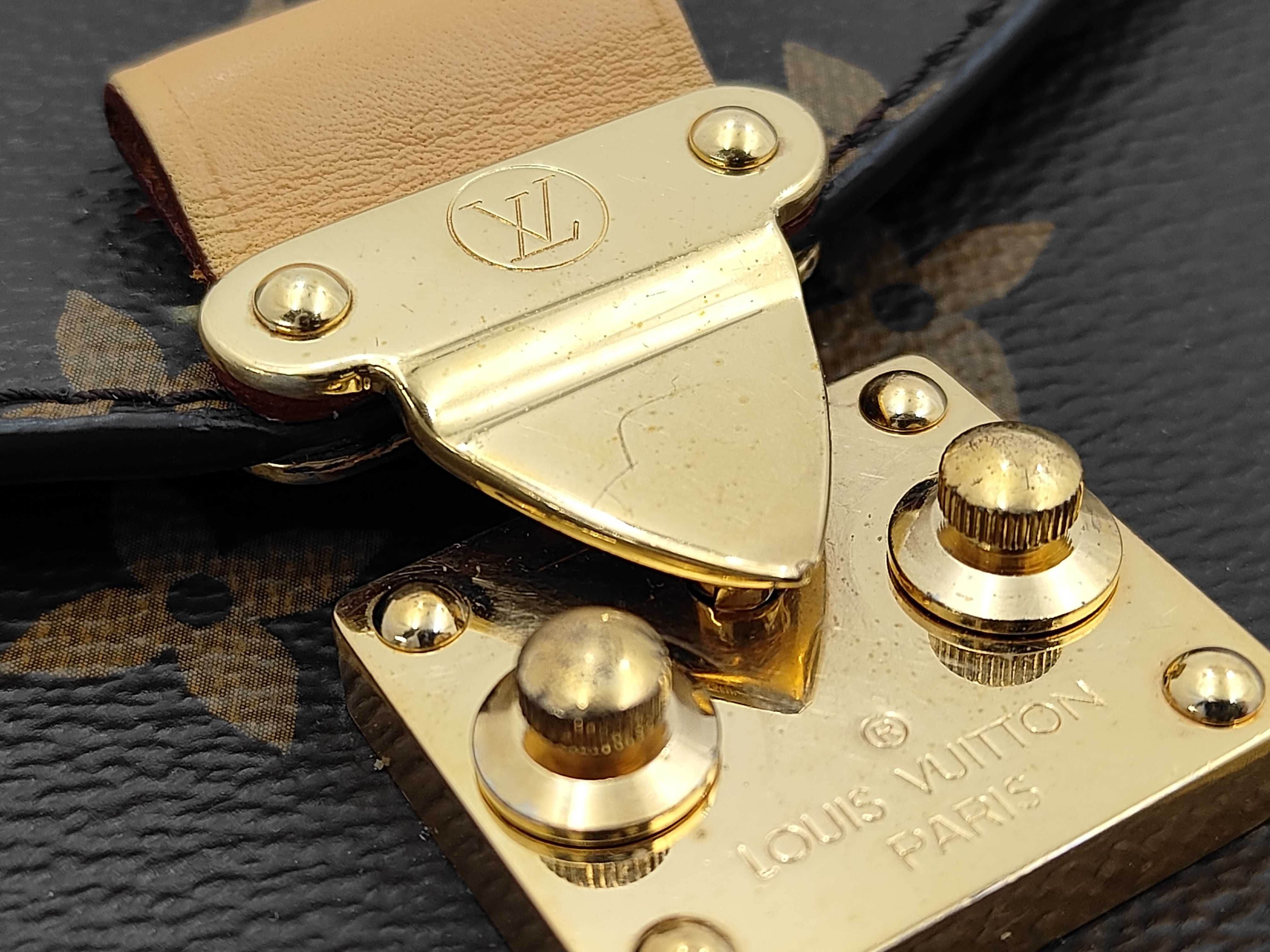 Monogram Messenger Bag Pochette Metis Shoulder Bag — view 14