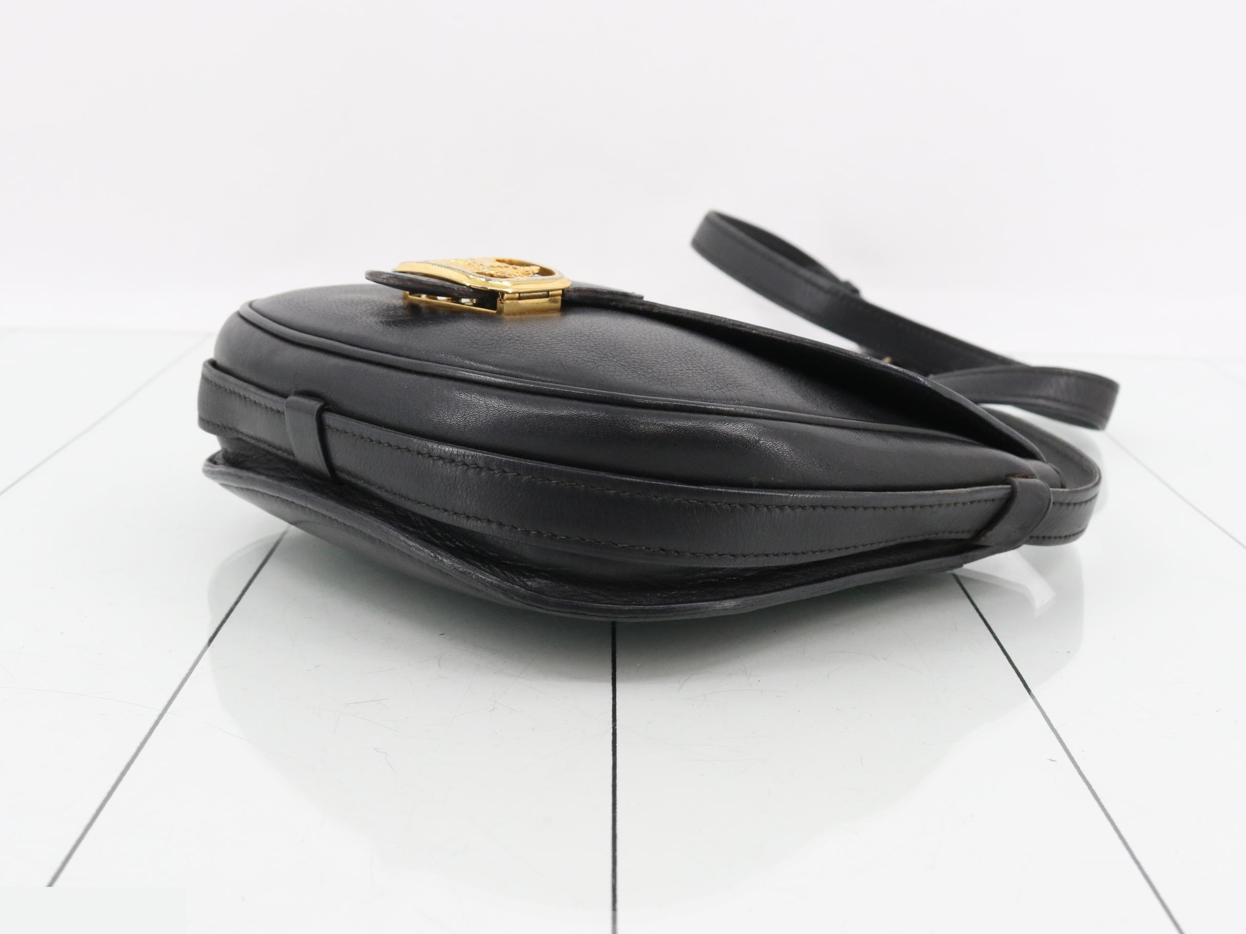 shoulder bag, carriage hardware, leather, black — view 6
