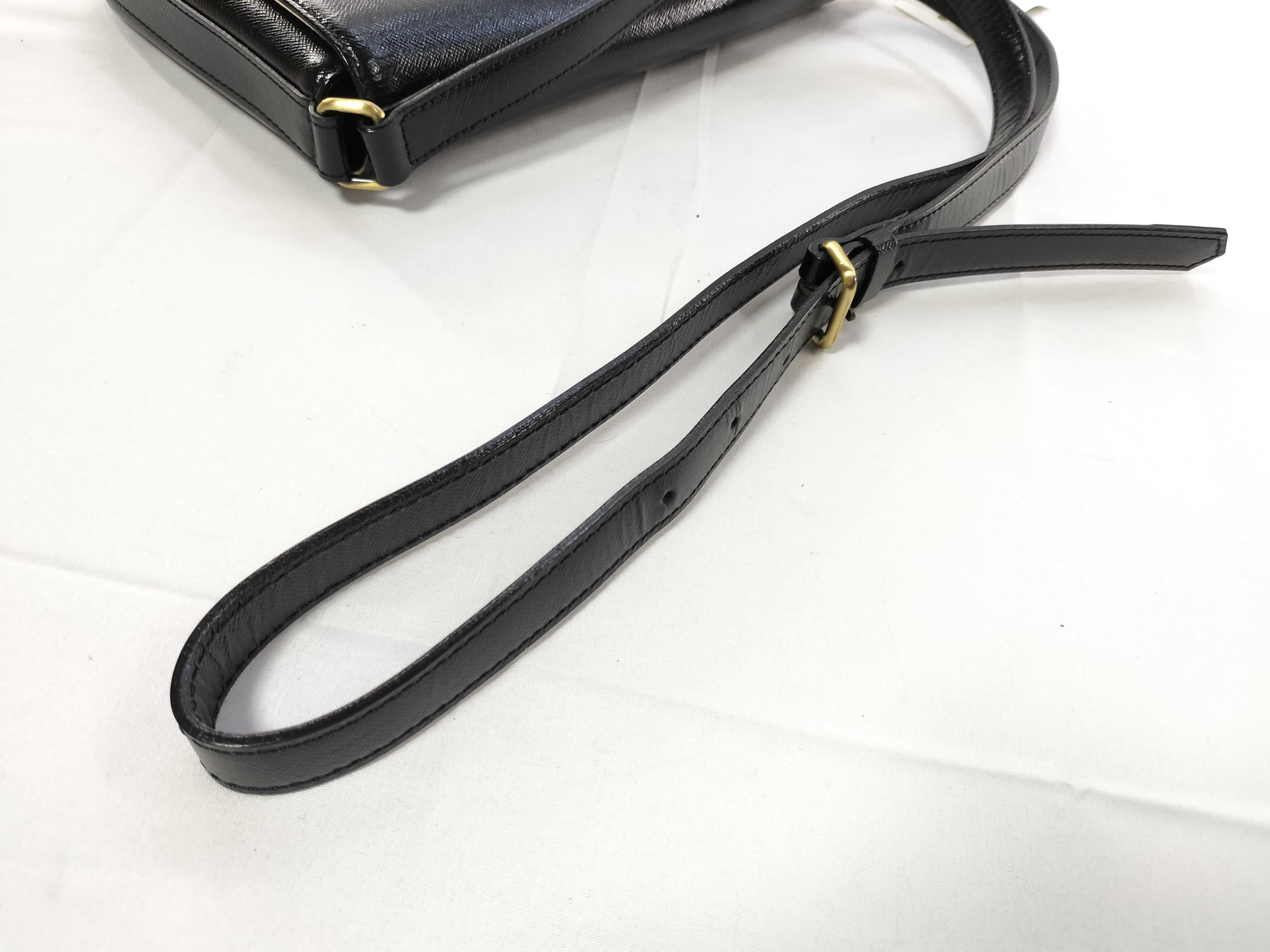 Logo Plate Shoulder Bag — view 3