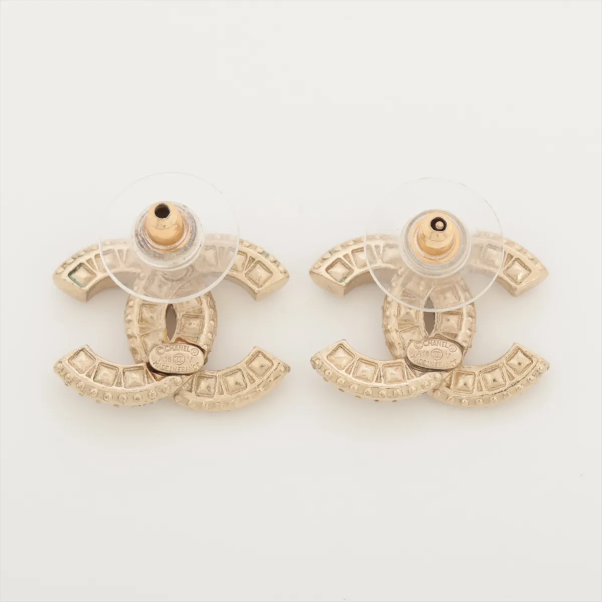 Cocomark A16V Earrings (for both ears) GP x Rhinestone Gold — view 2